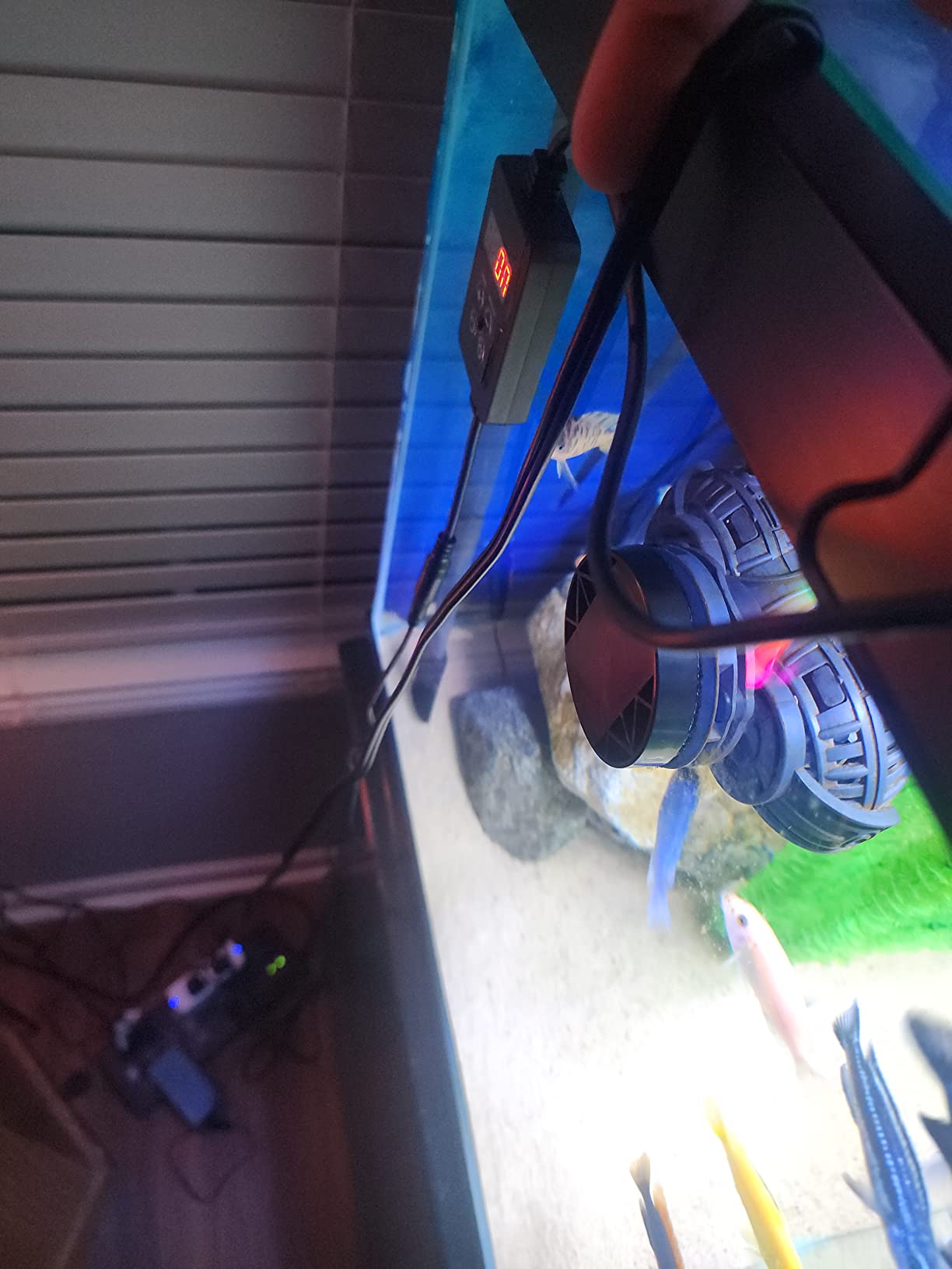 FREESEA Magnetic Wave Maker for Aquarium: 1s Mounts on 15mm Glass Secure | 8W 1600GPH 180°Adjustable Dual Heads Eliminate Dead Spots Improve Water Quality for 55-125 Gallon Fish Tank customer photo 1