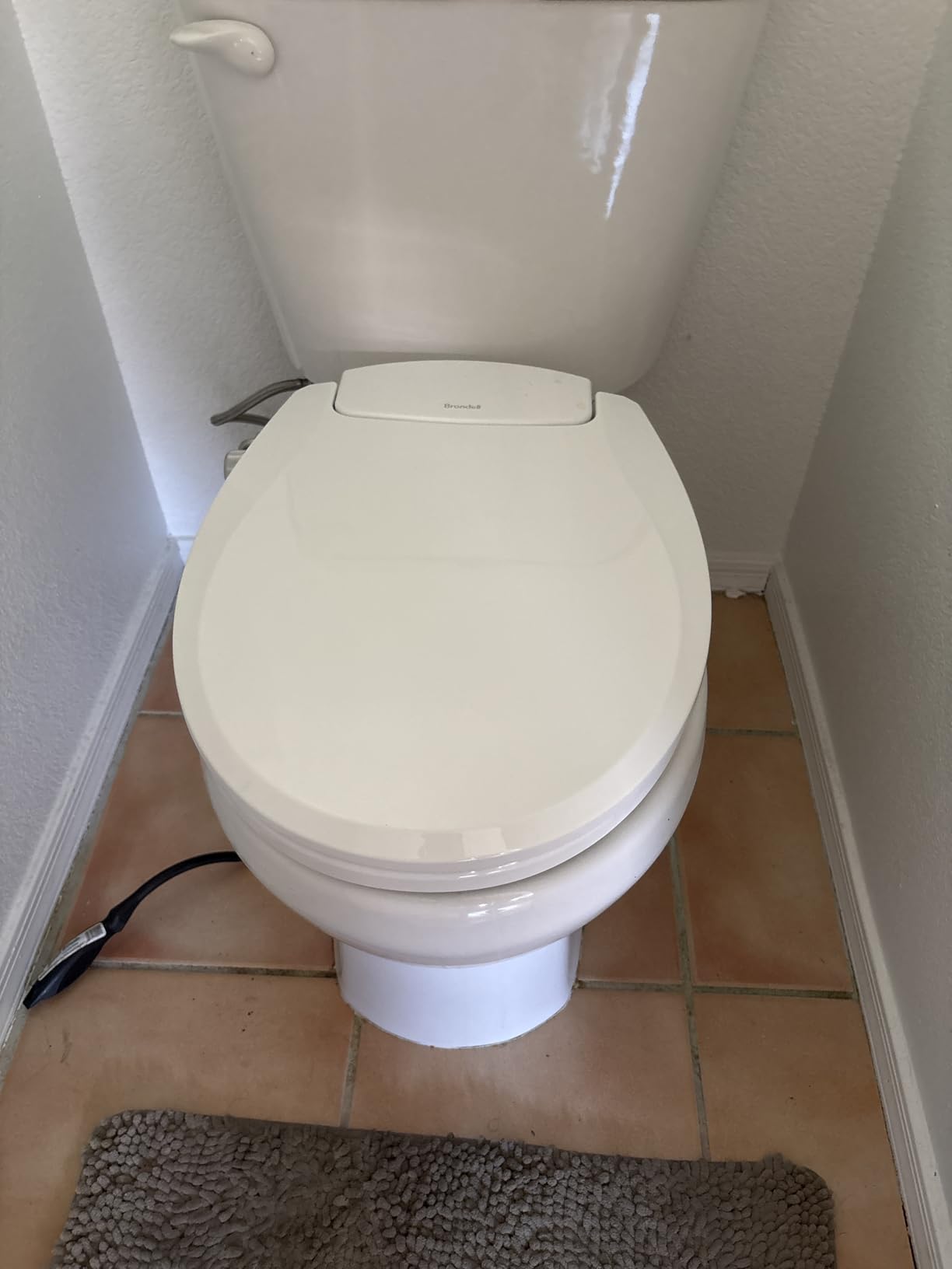 Brondell Bidet Toilet Seat, Non-Electric Swash Ecoseat, Fits Elongated Toilets, White - Dual Temperature, Dual Nozzle System - Bidet with Easy Installation customer photo 1