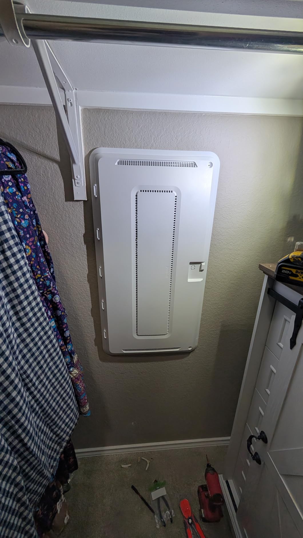 Legrand - OnQ 20 Inch Media Enclosure, Wifi Electrical Box, Cable Management Box for Distribution of Networking Service, Recessed Media Box Lets Signal Through, White, ENP2050-NA customer photo 1