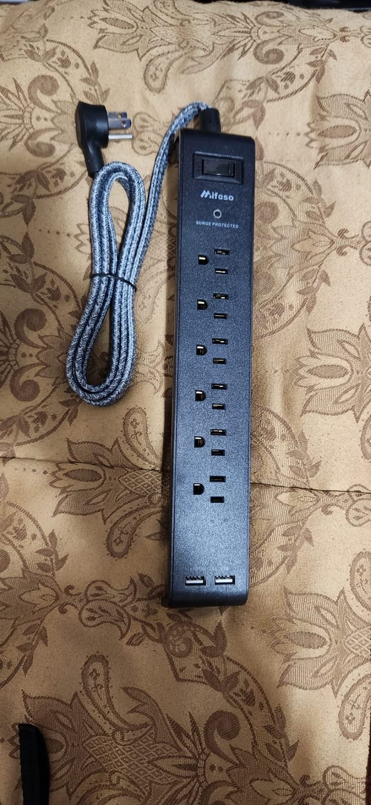 2 Pack Surge Protector Power Strip with 6 Outlets 4 USB Ports customer photo 1