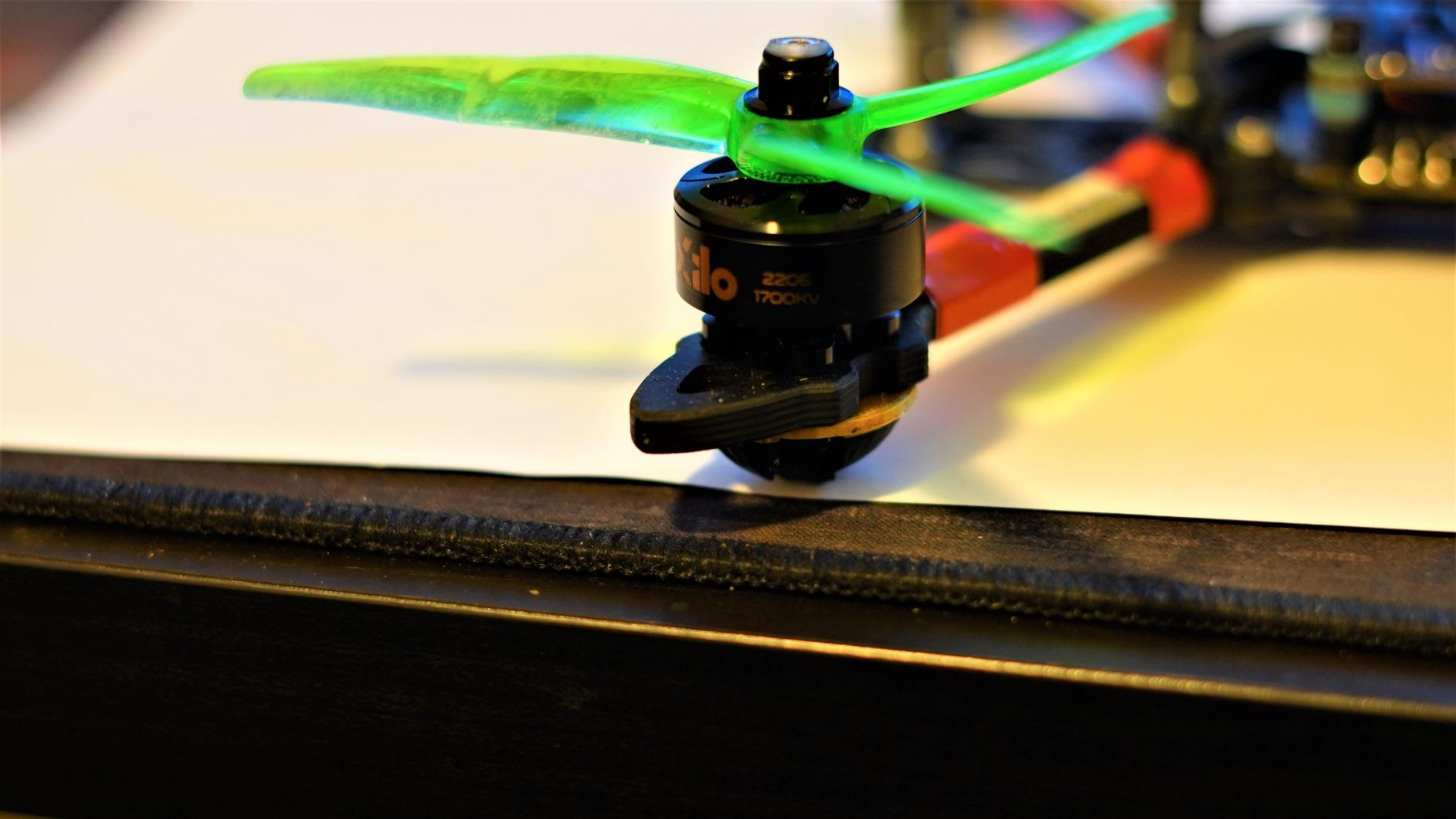 225mm FPV Racing Drone Frame Carbon Fiber 5 inch Quadcopter Freestyle Frame Kit with Lipo Battery Strap customer photo 1