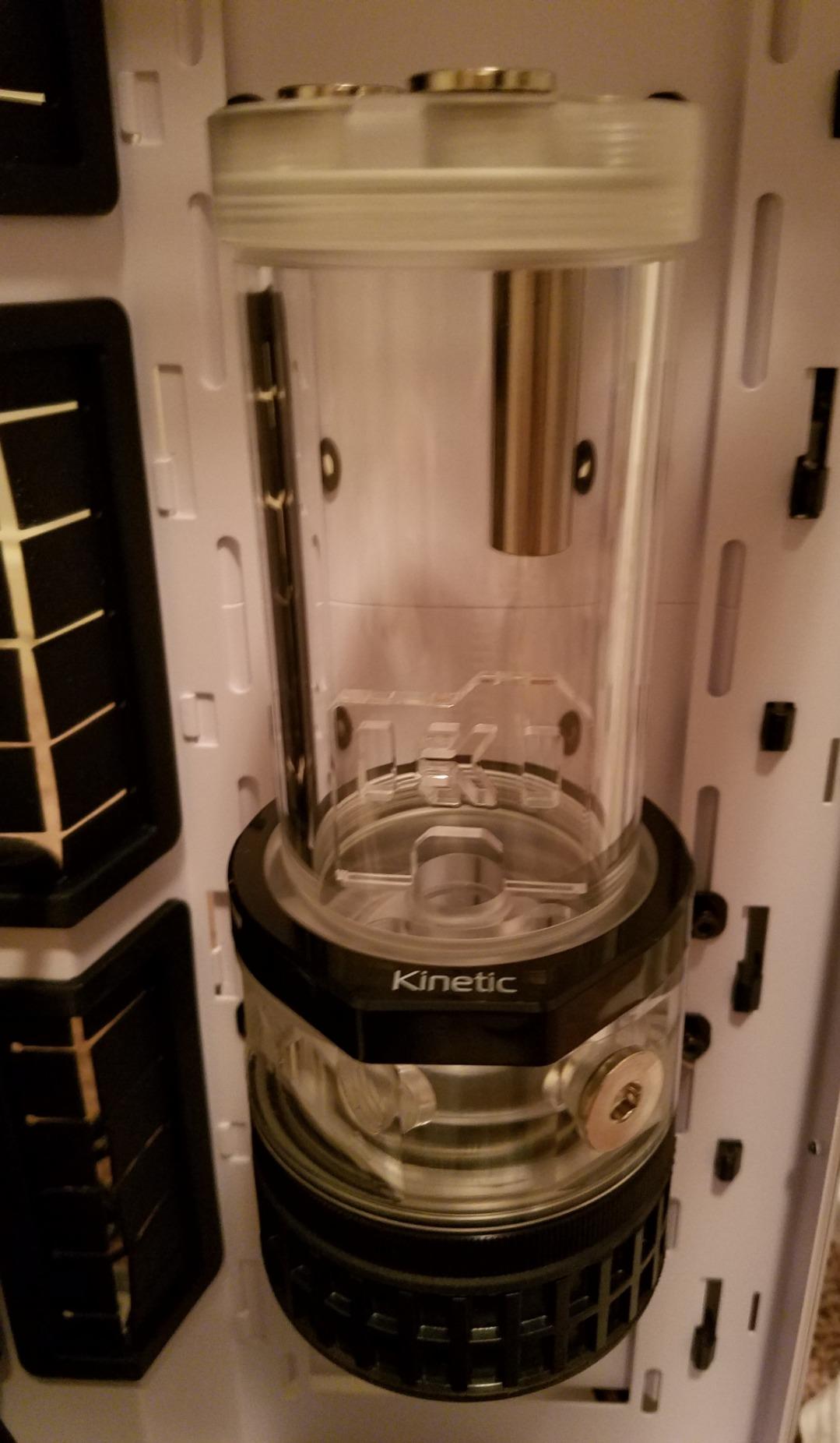 EKWB EK-Quantum Kinetic TBE 200 D5 PWM Pump/Reservoir Combo, D-RGB, Plexi customer photo 2