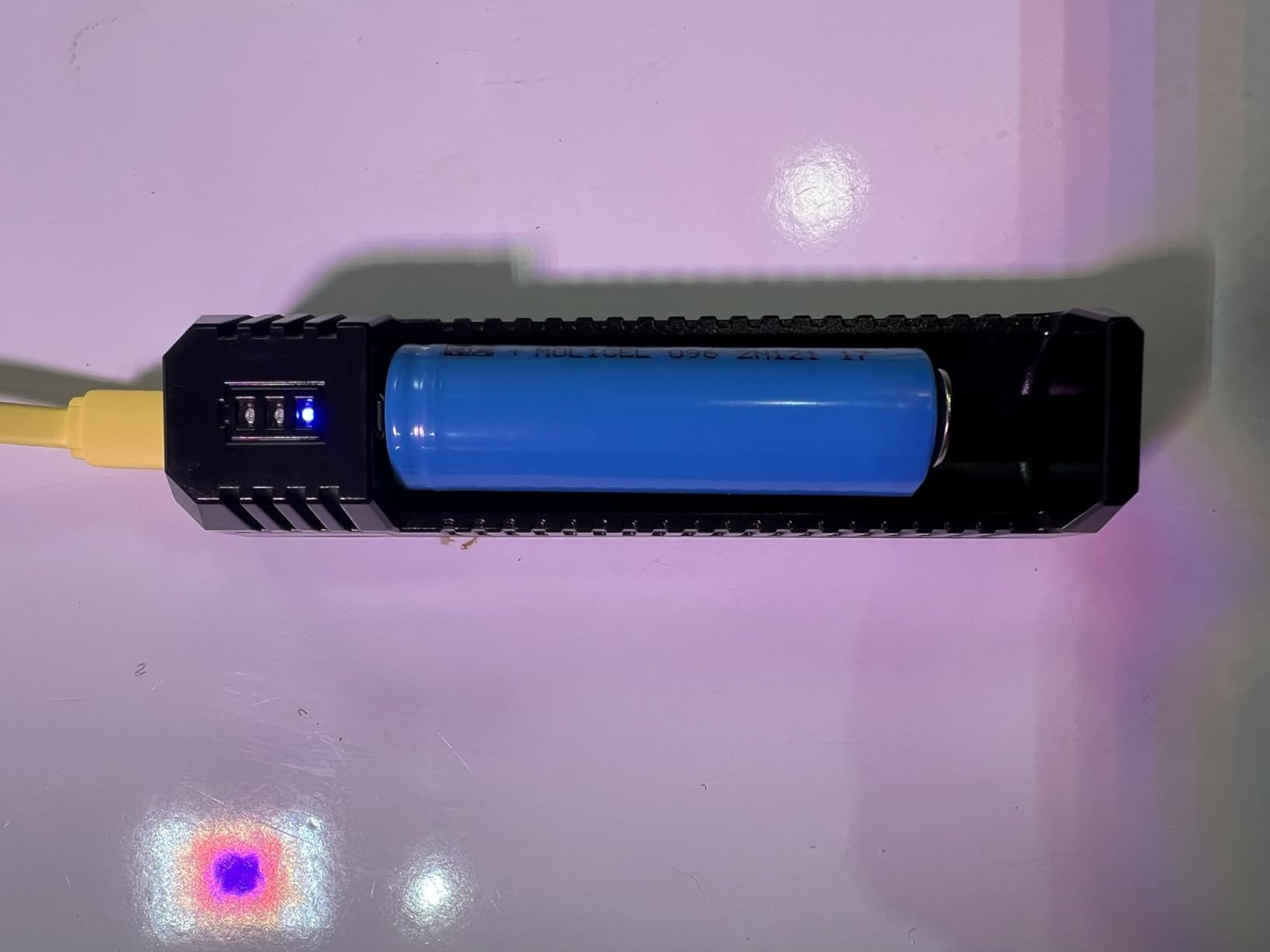 Nitecore UI1 Single-Slot Intelligent Lithium-ion Battery USB Charger for 18650, 18350, 20700, 21700, 16340, 14500 and More, and Organizer customer photo 2