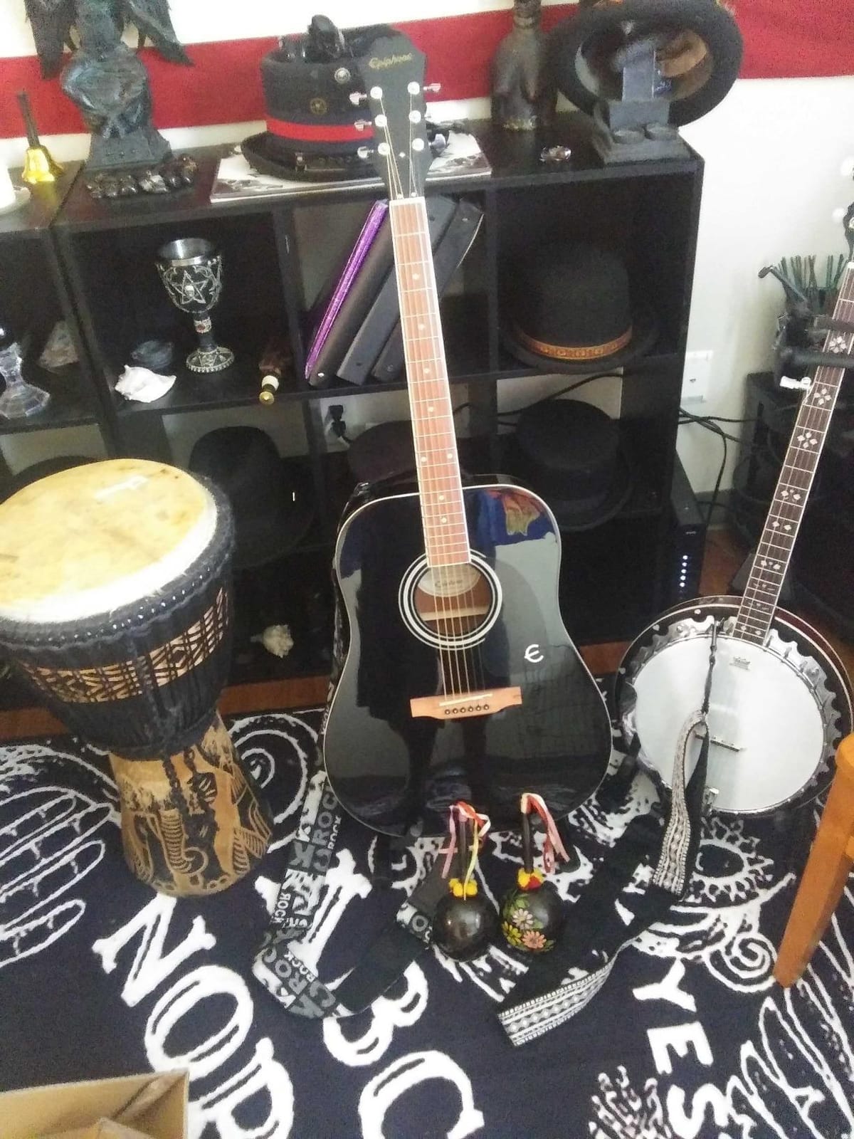 Oscar Schmidt OB5-R Bluegrass (5 String) Banjo | Remo head; Mahogany back; 30 bracket cast aluminum tone ring sides; Geared 5th string tuner customer photo 2