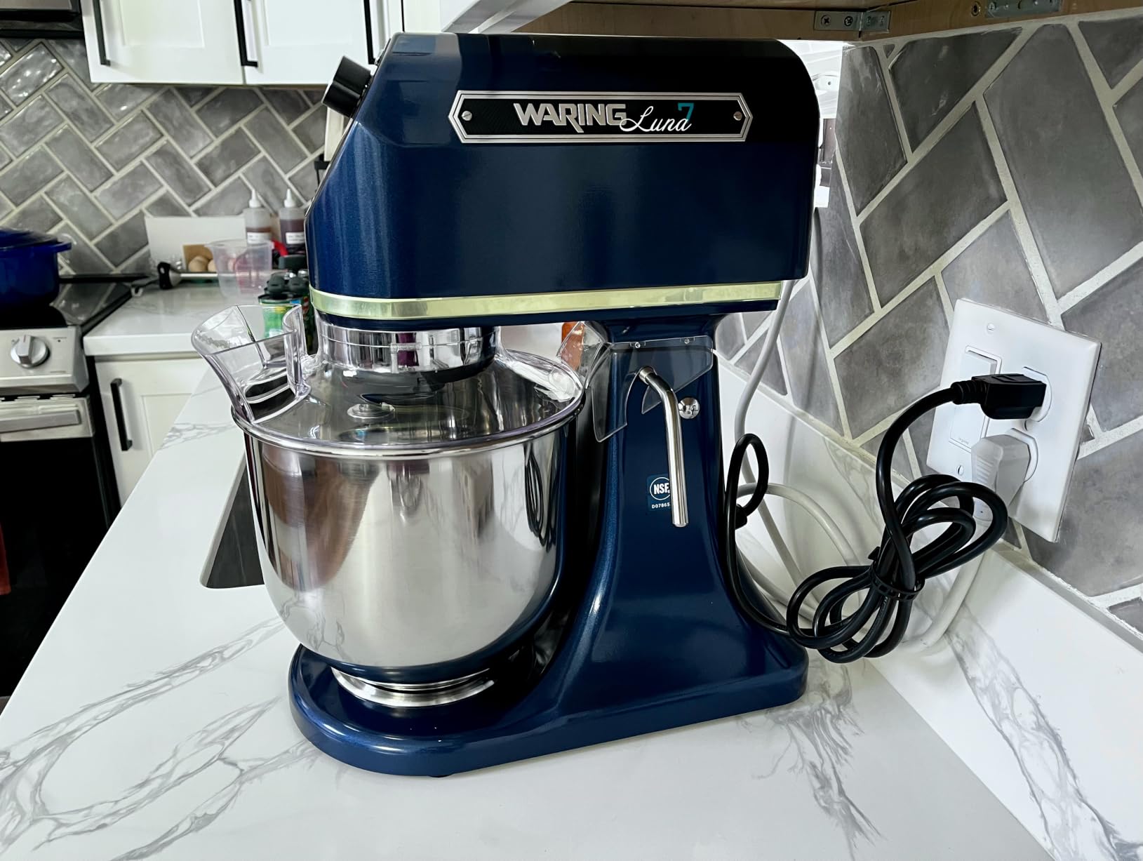 Waring Luna Planetary Stand Mixer with 7-Quart Capacity customer photo 2