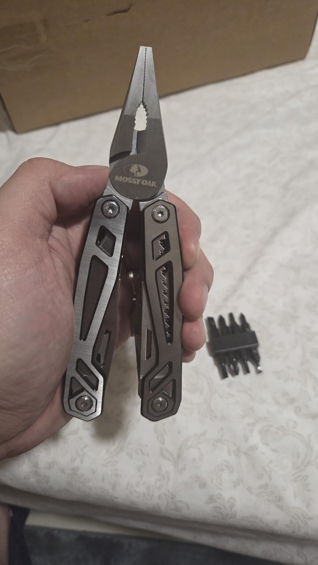 MOSSY OAK 21-in-1 Multitool, Stainless Steel Pliers with Pocket Knife customer photo 1