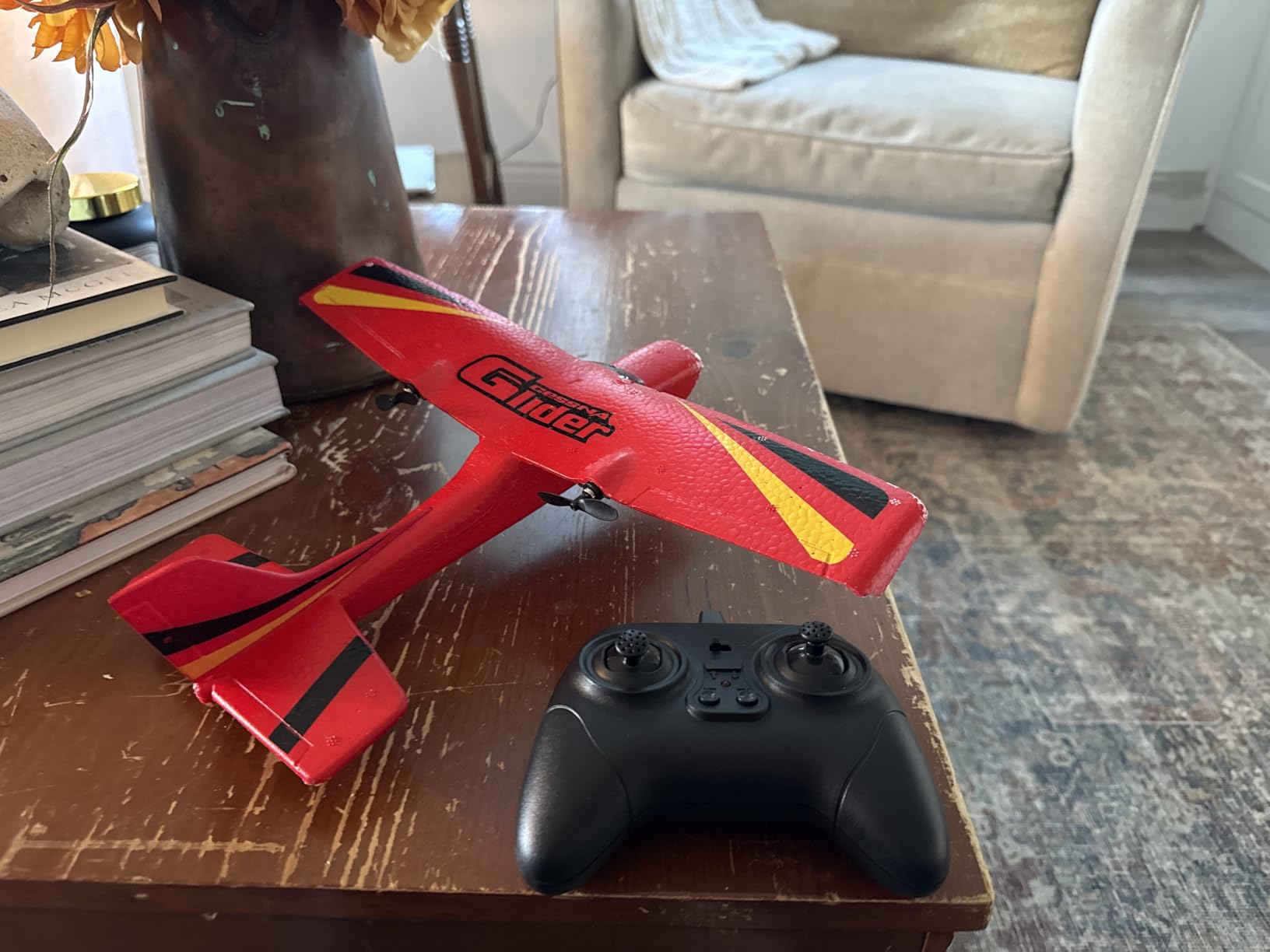 2 CH RC Airplane, RC Plane Ready to Fly, 2.4GHz Remote Control Airplane, Easy to Fly RC Glider for Kids & Beginners (Red) customer photo 1