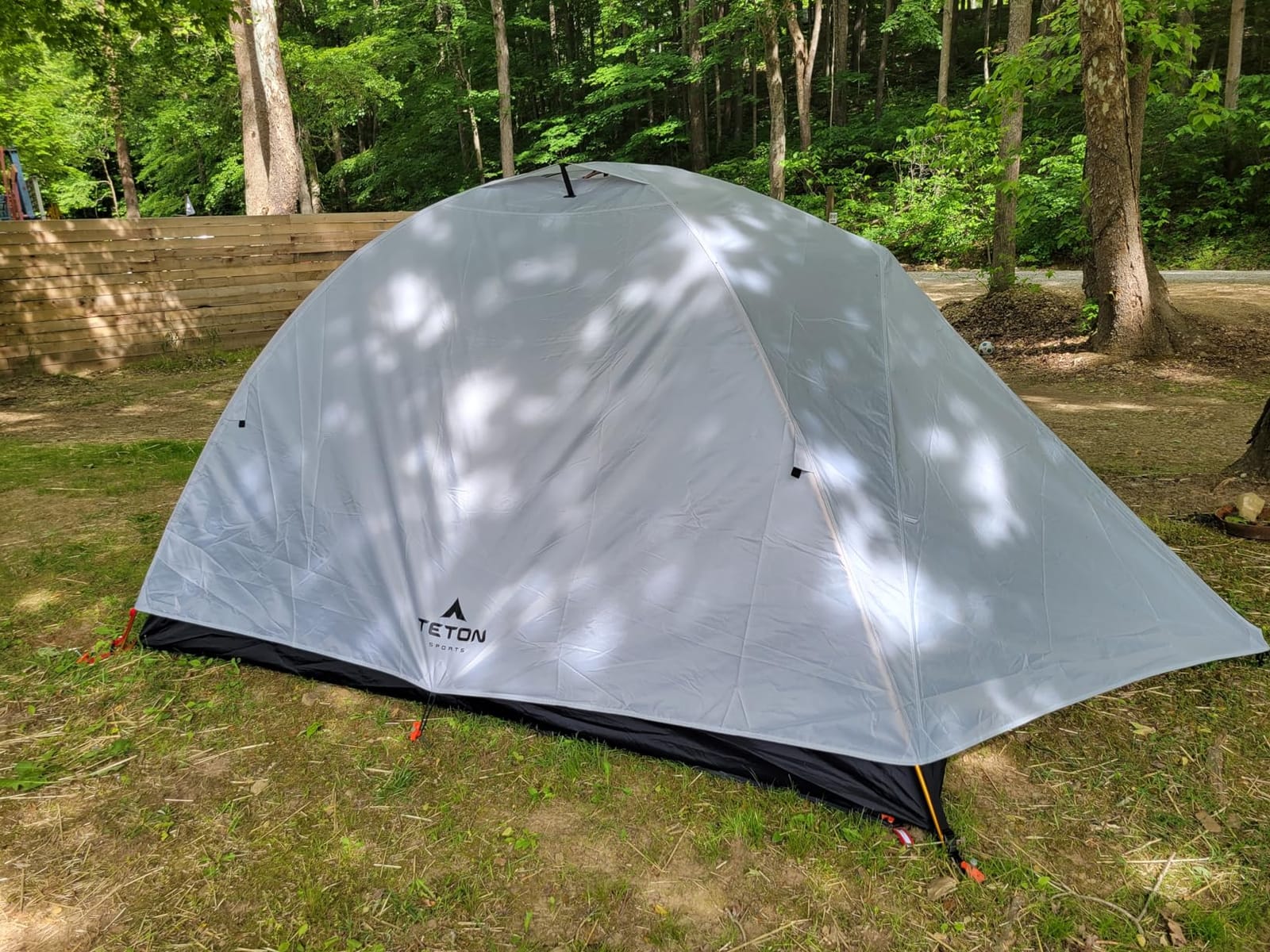 Teton Sports Mountain Ultra Tents, 1-4 Person Backpacking Tent, Lightweight, Perfect for Camping, Hiking and Backpacking – Waterproof and Built to Last customer photo 1