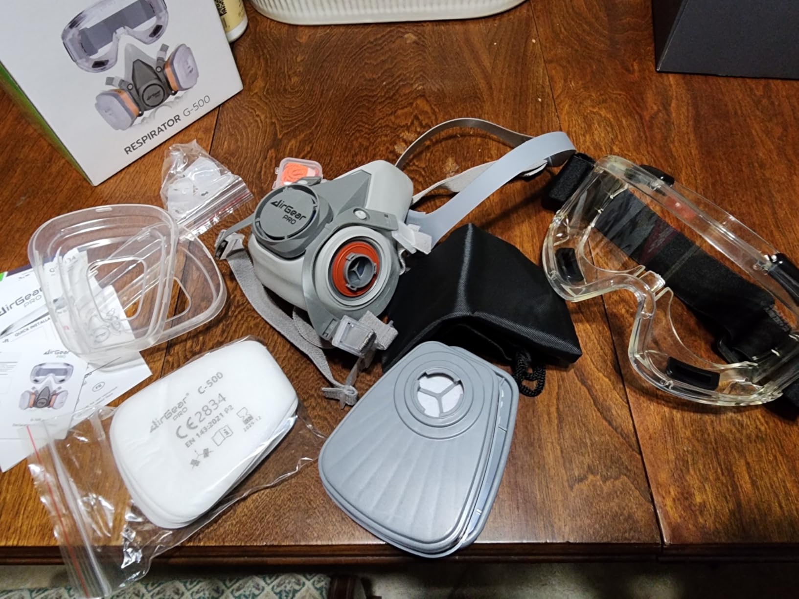 AirGearPro G-500 Reusable Respirator Mask with A1P2 Filters | Anti-Dust Mask Ideal for Painting, Woodworking, Construction, Sanding, Spraying, Chemicals, DIY etc customer photo 1