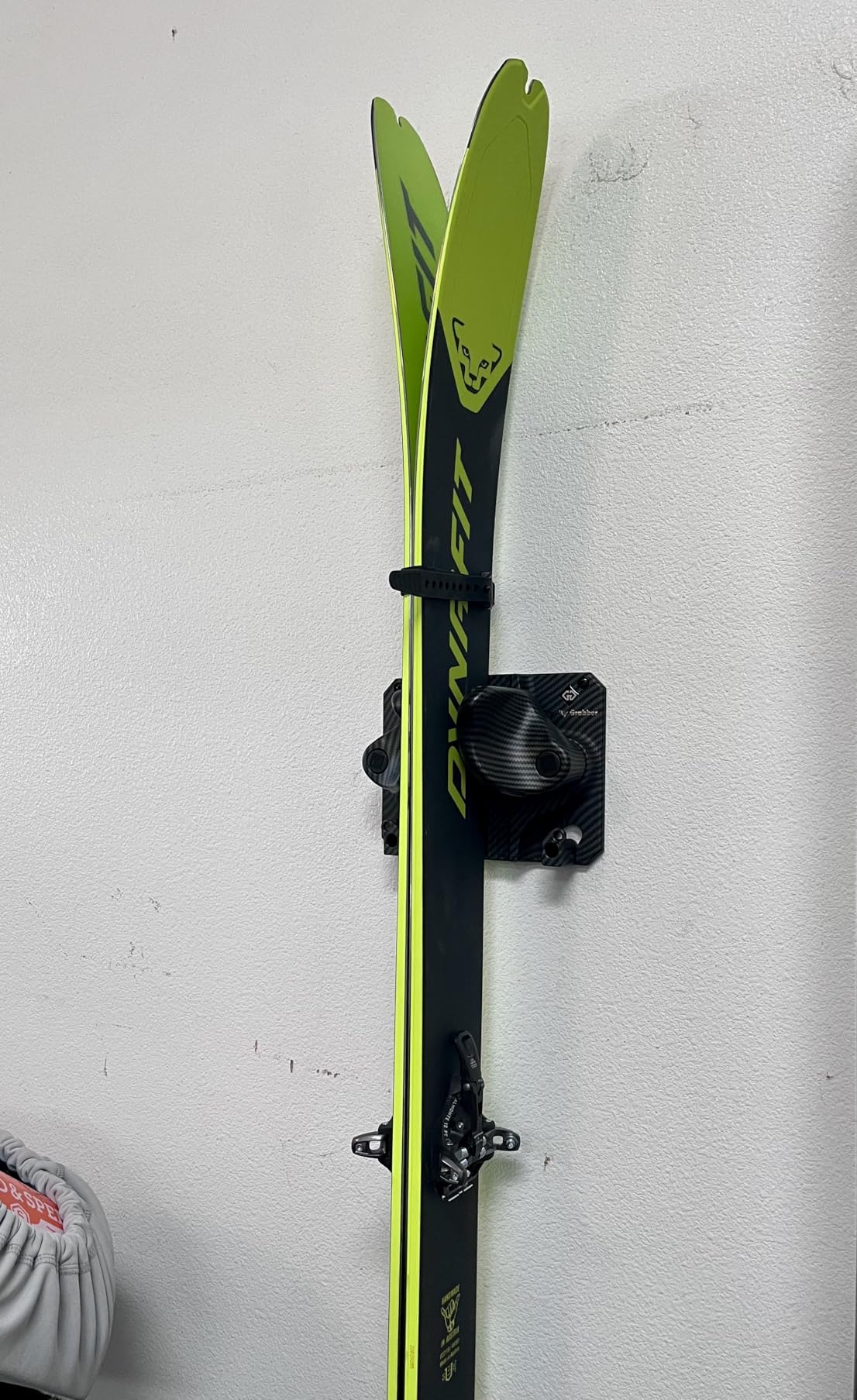 Gravity Grabber - Ultimate Ski & Snowboard Wall Rack | Secure, Non-Slip Storage | Fits Any Ski/Board | Garage Organization | Ski Storage Rack | Snowboard Storage Rack | Winter Gear Organizer | 3 Pck customer photo 1