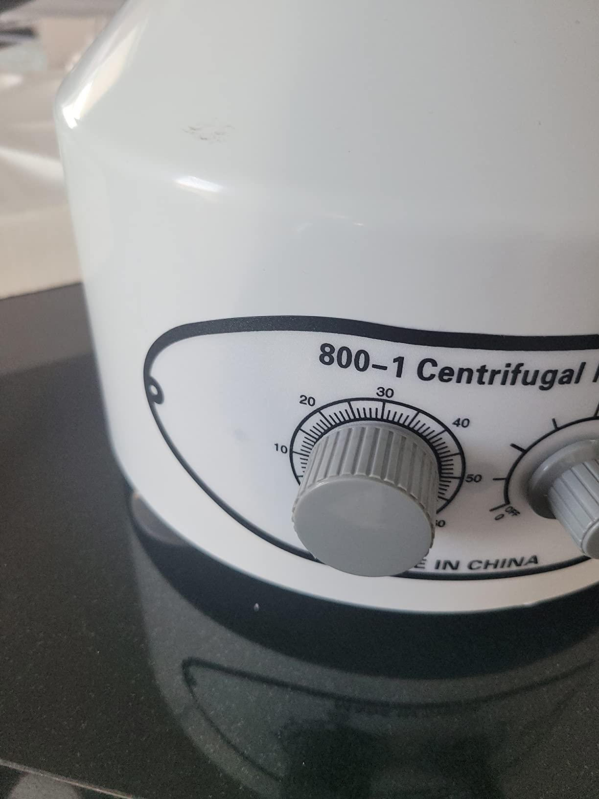 Desktop Electric Lab Laboratory Centrifuge Machine Lab Medical Practice w/Timer and Speed Control - Low Speed,4000 RPM, Capacity 20 ML x 6-110v by CALU LUKY customer photo 1