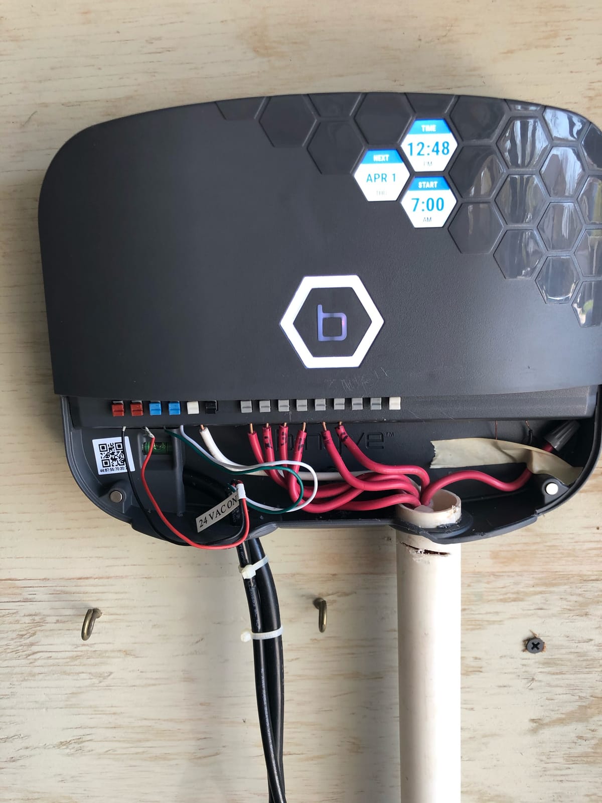 Orbit B-hyve XR Smart Sprinkler Timer - 8-Zone - WiFi-Enabled Indoor/Outdoor Irrigation Controller - App Control - Weatherproof Watering System - Multi Zone - Custom Programs - 57985 customer photo 2