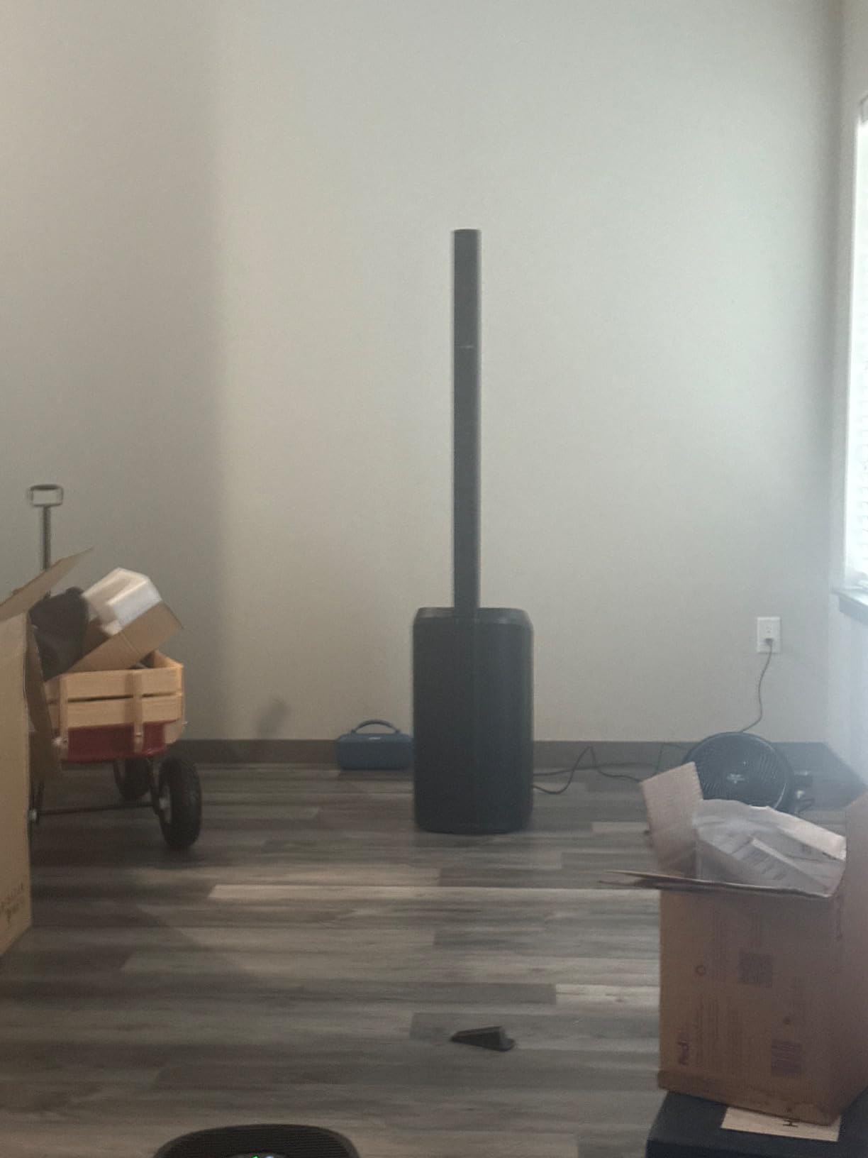 Bose L1 Pro16 - Portable PA System Portable Line Array Speaker with Integrated Bluetooth Built-in Mixer and Wireless App Control customer photo 1