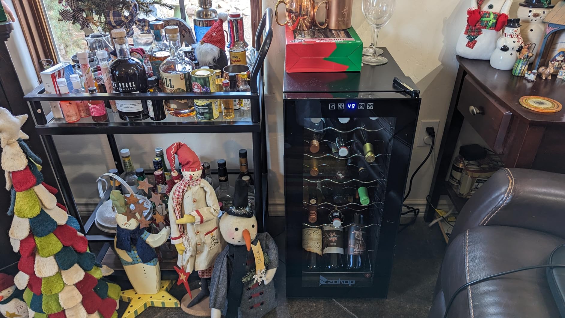 ROVSUN 18 Bottle Wine Fridge, Freestanding Compressor Wine Cooler Refrigerator, Beverage Wine Chiller with Digital Temperature Control & Double-layer Glass Door for Red White Wine, Champagne, Beer customer photo 1