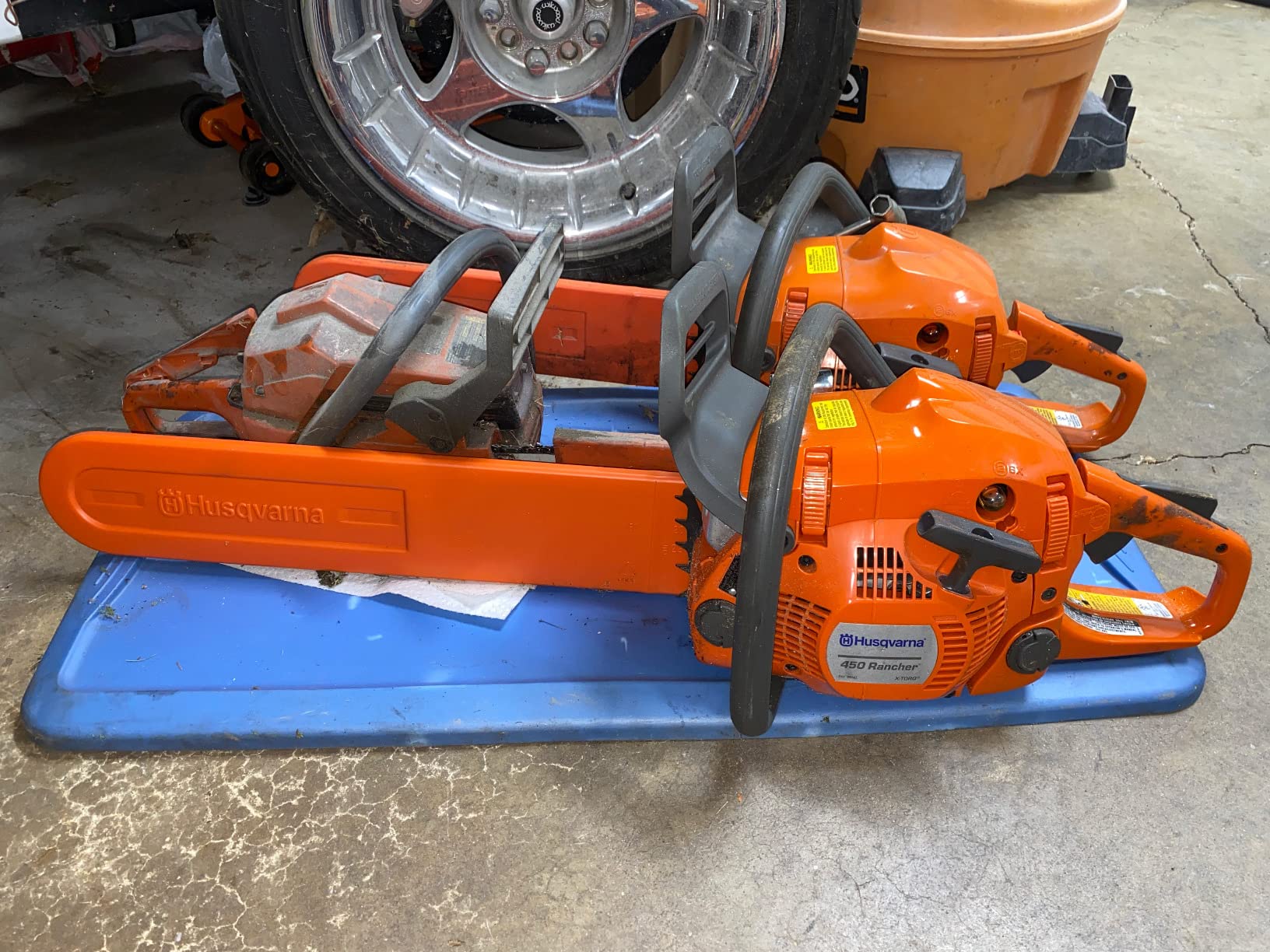 Husqvarna 450 Rancher Gas Chainsaw, 50.2-cc 3.2-HP, 2-Cycle X-Torq Engine, 20 Inch Chainsaw with Automatic Oiler, For Tree Pruning, Yard Cleanups and Firewood Cutting customer photo 1
