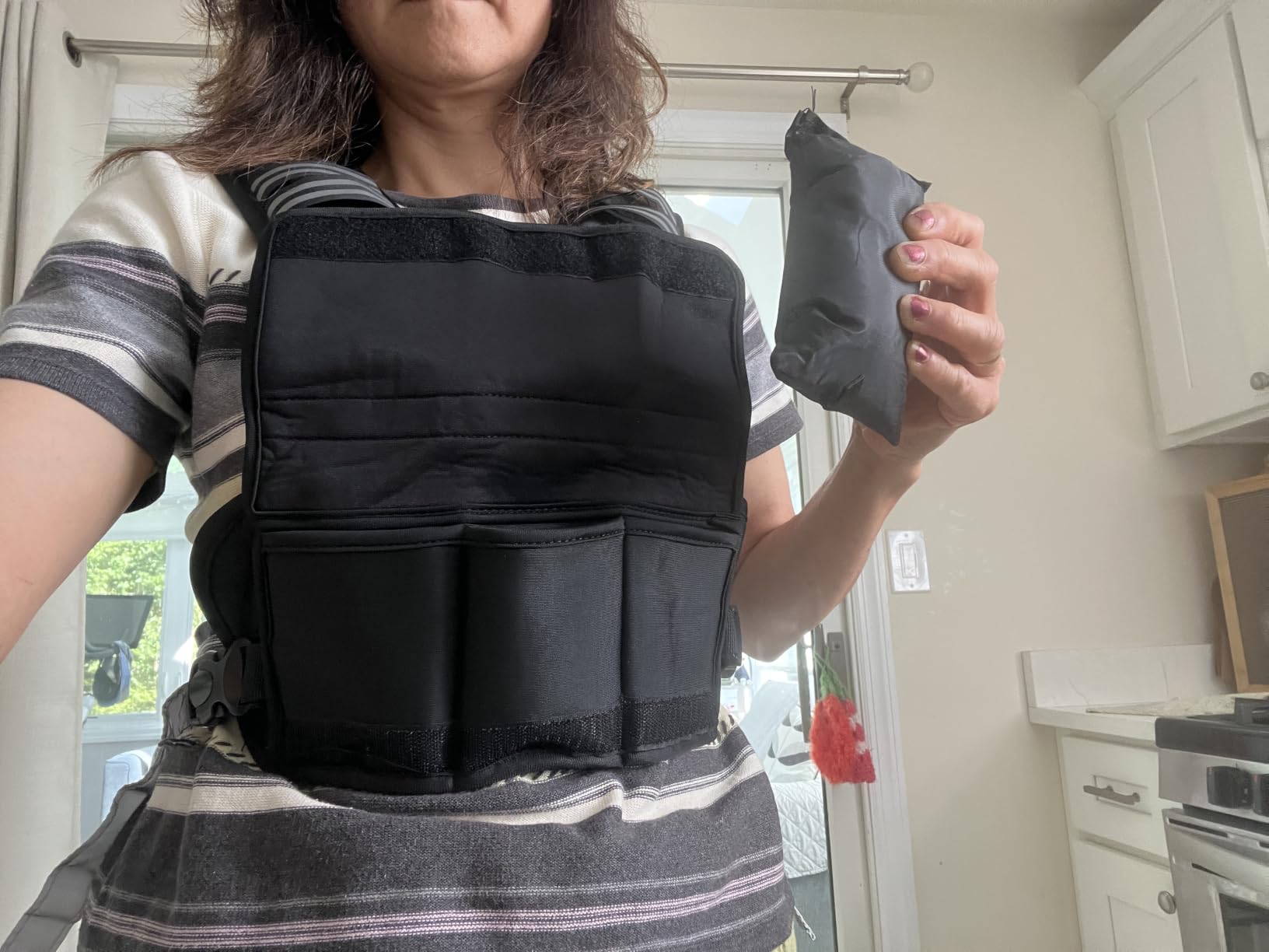 ZELUS Weighted Vest for Men Women,Adjustable 4-32lb Vest, Removable Weights customer photo 2