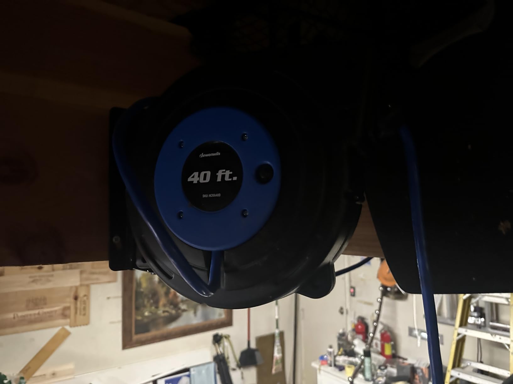 DEWENWILS 40FT Retractable Extension Cord Reel, 12AWG, 15A, UL Listed, Blue, SJTOW Cord, Ceiling/Wall Mount, 180° Swivel Bracket, Automatic Retractable, 3-Lighted Triple Outlets, Adjustable Stopper customer photo 2