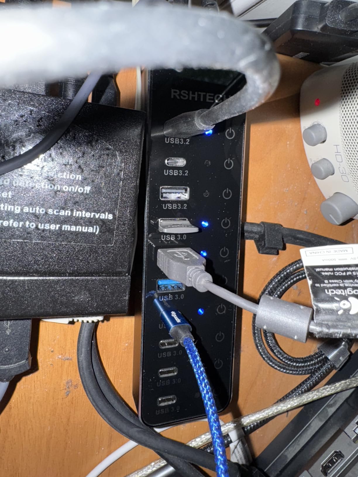 RSHTECH 7-Port Powered USB Hub, USB 3.0 Data Port Extender Hub, RSH-518 customer photo 1