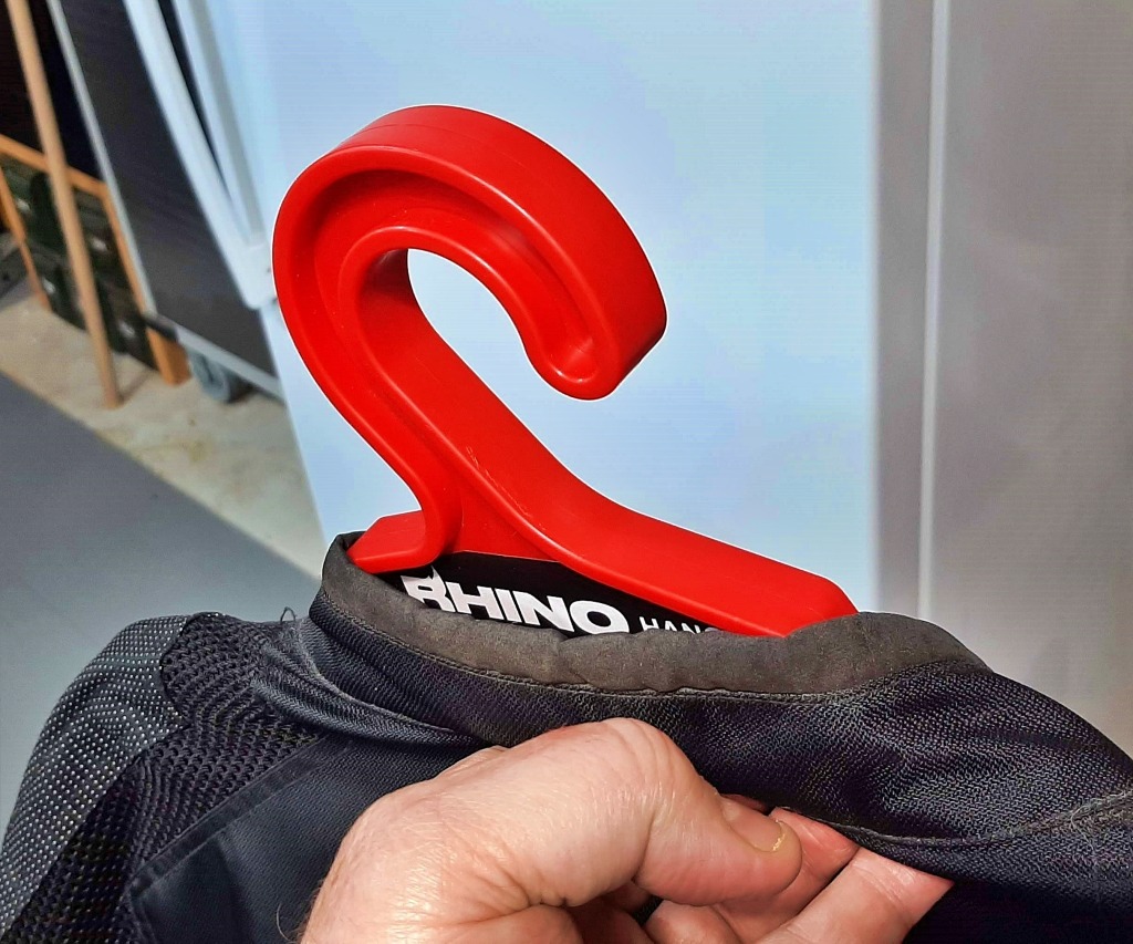 Rhino Tough Hook Heavy Duty Hangers: Weighted Vest & Body Armor, 1 Foliage customer photo 1