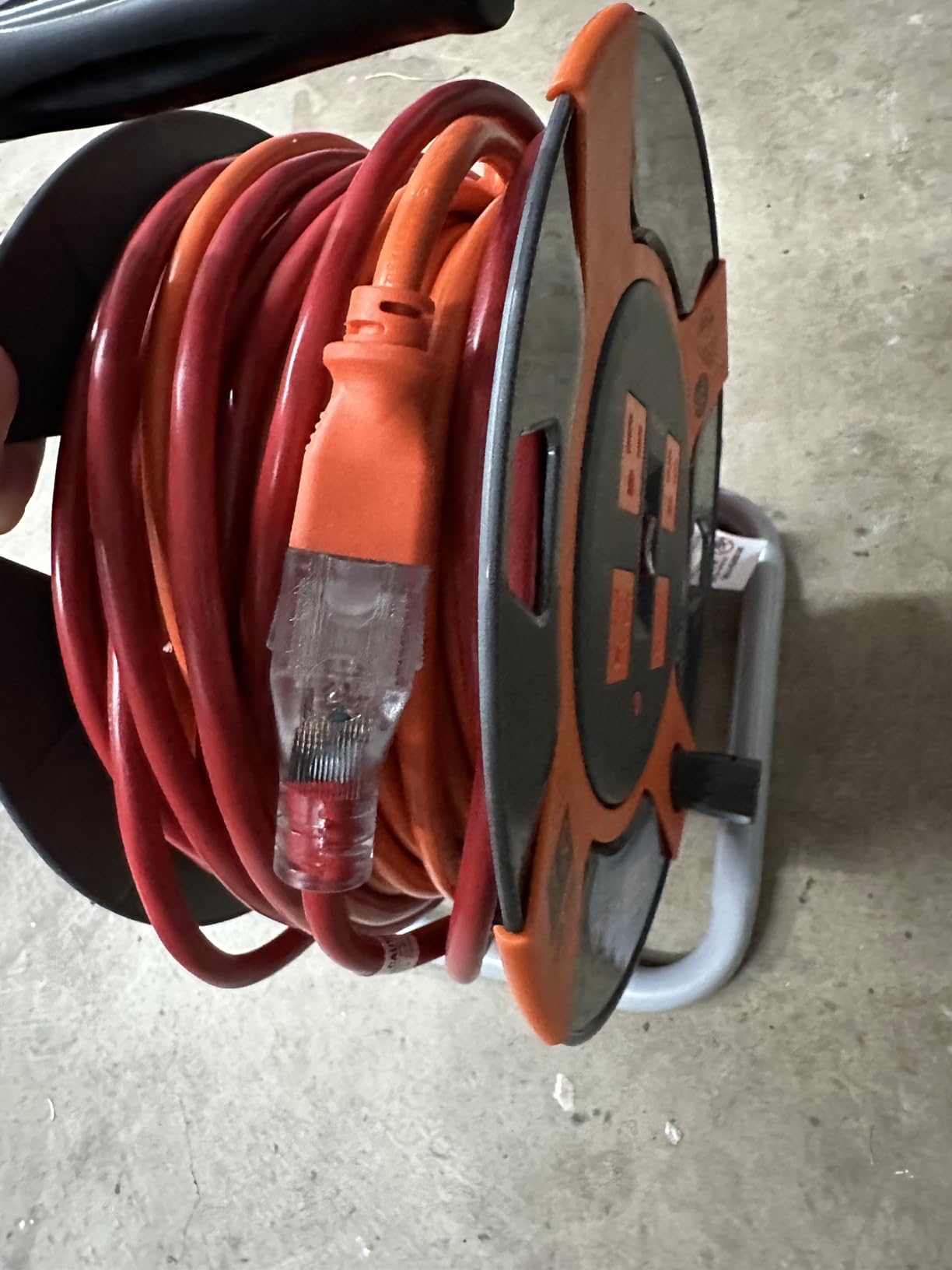 BLACK+DECKER 50 Ft. Retractable Extension Cord Reel, 4 Outlets, 14 AWG SJTW cable, easy handle rewind, multi-plug design, heavy-duty build customer photo 1