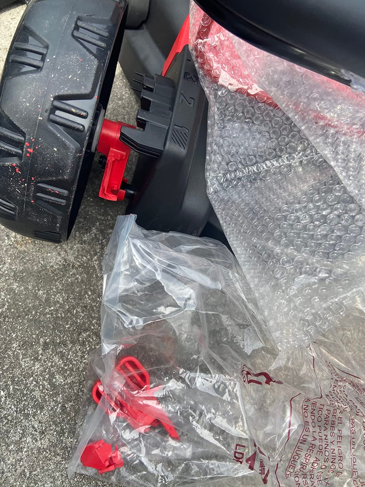 CRAFTSMAN V20 20 in Lawn Mower, 2 x 5Ah Batteries and 2 Chargers Included, High Effeciency Brushless Motor, Push Mower, Up to 50 Min of Runtime, Lightweight, Grass Bag, Low Profile (CMCMW220P2) customer photo 1