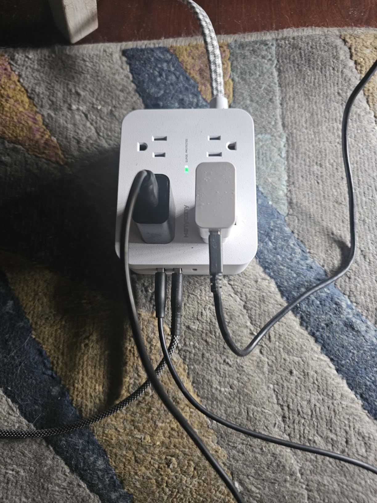 HANYCONY Surge Protector Power Strip, 1080J, 5 Ft Braided Extension Cord | 8 Outlets 4 USB Ports(2 USB C), Outlet Extender, Flat Plug, Wall Mount, Desk Charging Station, Home Office, Dorm Room ETL customer photo 2