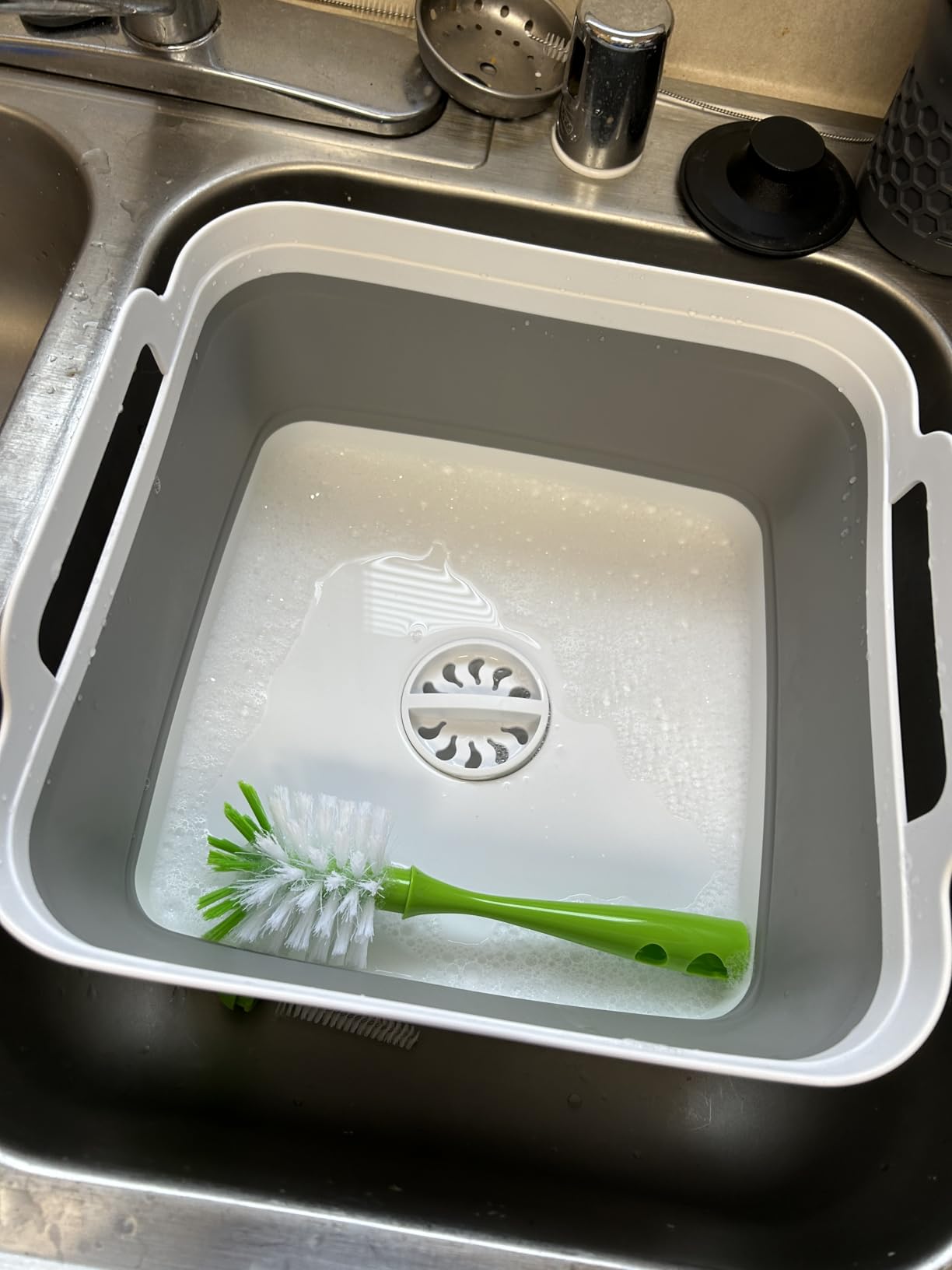 MontNorth Collapsible Wash Basin 9L, Foldable Dish Tub with Drain Plug, Portable Collapsible Dish Basin, Camping Sink for Washing Dishes, Laundry & Kitchen Use,Gray customer photo 1