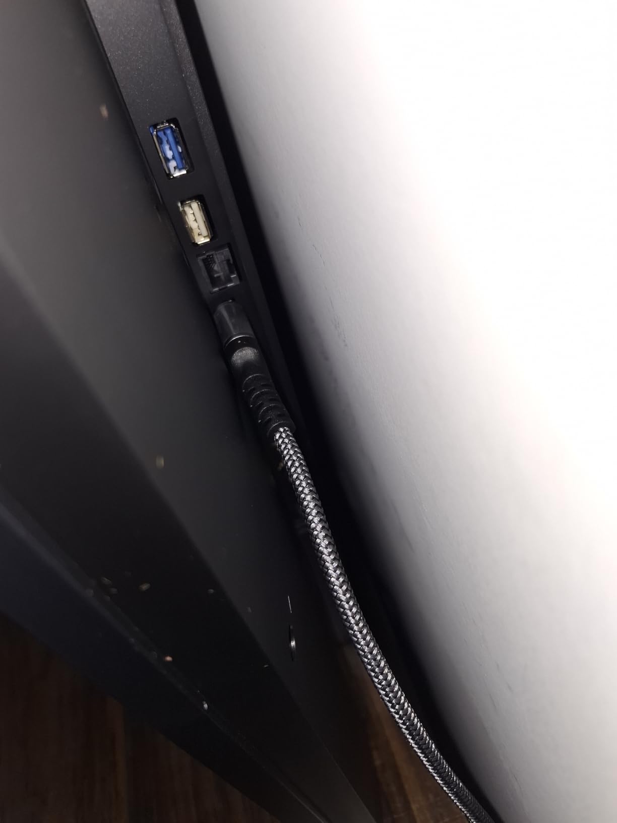 Highwings 8K@60 HDMI Fiber Optic Cable 2.1 100FT Long, Unidirectional | Ultra 48Gbps High Speed Slim Flexible HDMI Braided Cord 4K@120Hz Dynamic HDR/HDCP 2.2 /3D Compatible for Monitor PS5 Roku customer photo 2