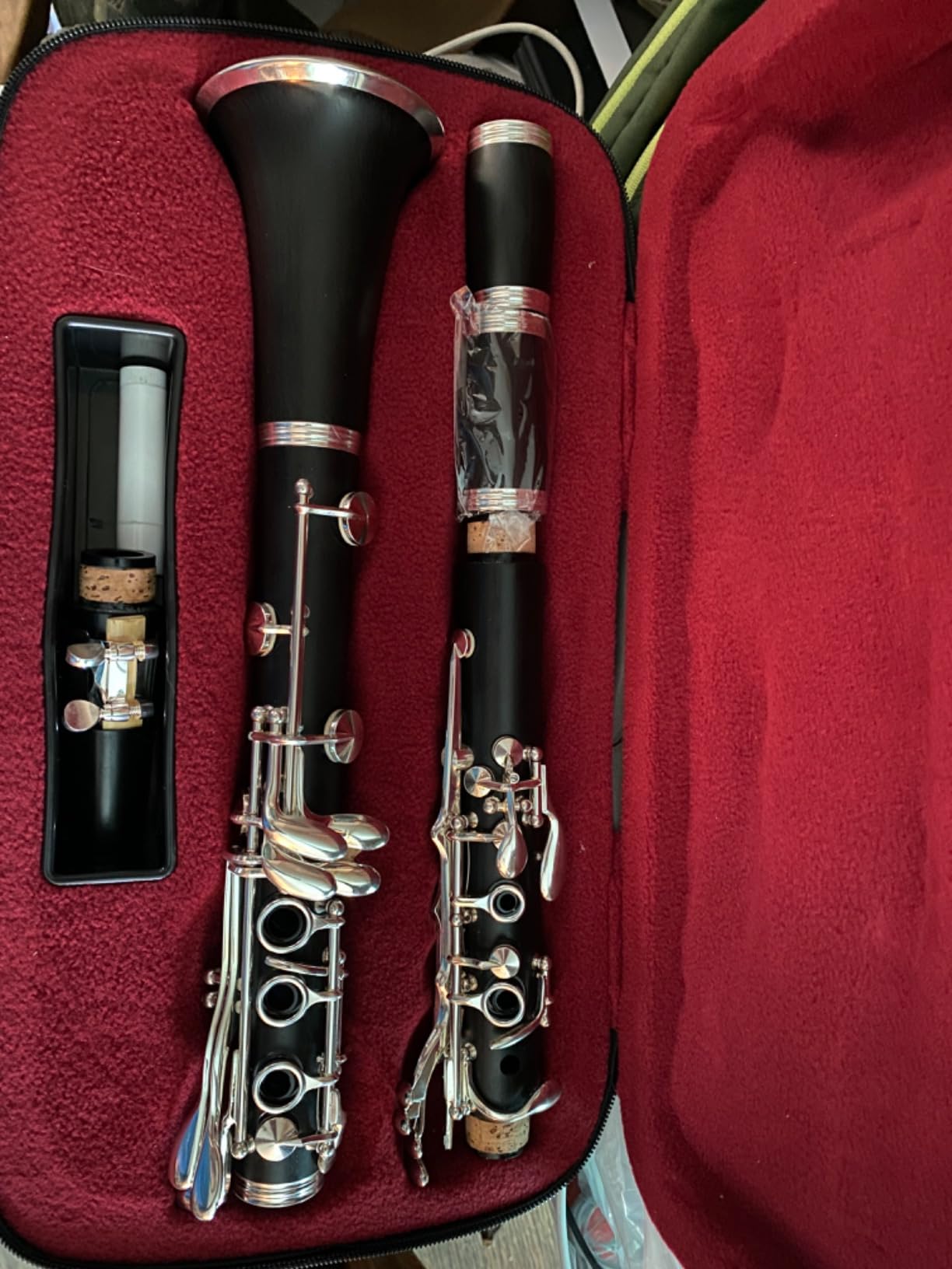 Bb Clarinet Kit for Beginners Students, 17-Key French System with 2 Barrels | ABS Resin Body, 17 Nickel-Plated Keys, 4C Mouthpiece, School Band Ready, Daily Practice, Case, Reeds, Stand, Cleaning Kit customer photo 1