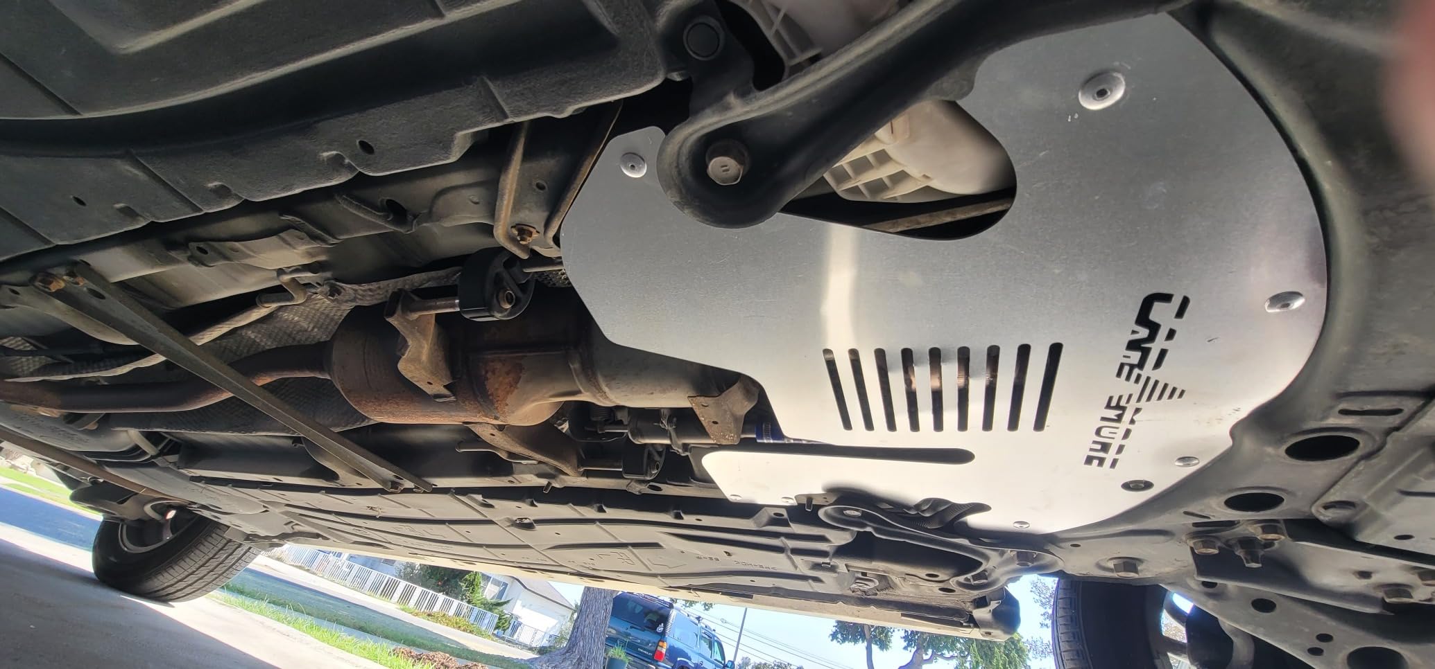 Catalytic Converter Protection Shield Compatible with 2010 2011 2012 2013 2014 2015 Prius l4 1.8L - Catalytic Converter Anti Theft customer photo 2
