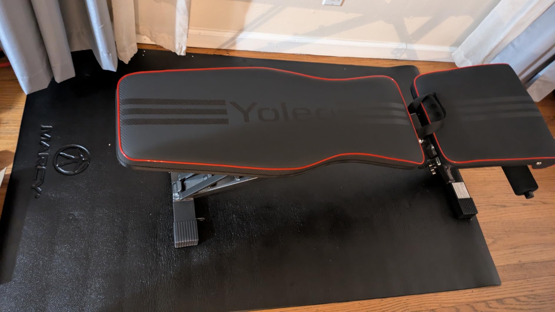 YOLEO Adjustable Weight Bench, ASTM-Certified 827LBS customer photo 2