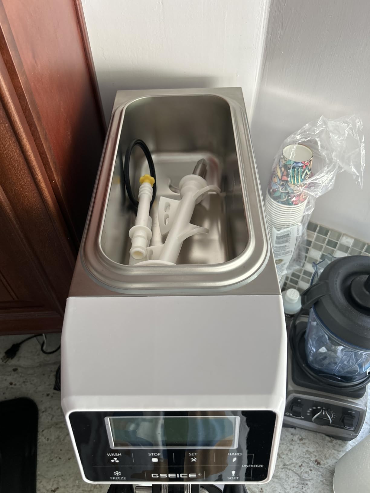 GSEICE Soft Serve Ice Cream Machine ETL customer photo 1