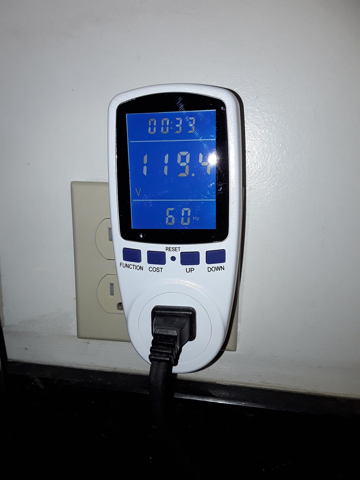 Upgraded Watt Power Meter Plug Home Electrical Usage Monitor Consumption, Energy Voltage Amps Kill Tester with Backlight, Overload Protection, 7 Modes Display customer photo 1