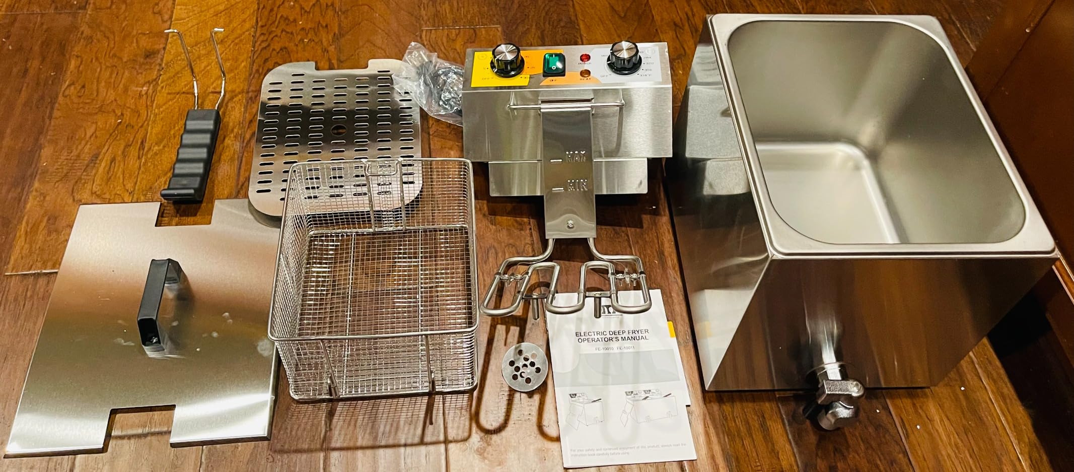 Festa Essential 14 Qt. Electric Countertop Commercial Deep Fryer with 6.8 Qt. Basket, for Restaurant and Home - 120V, 1700W, Stainless Steel Build customer photo 2