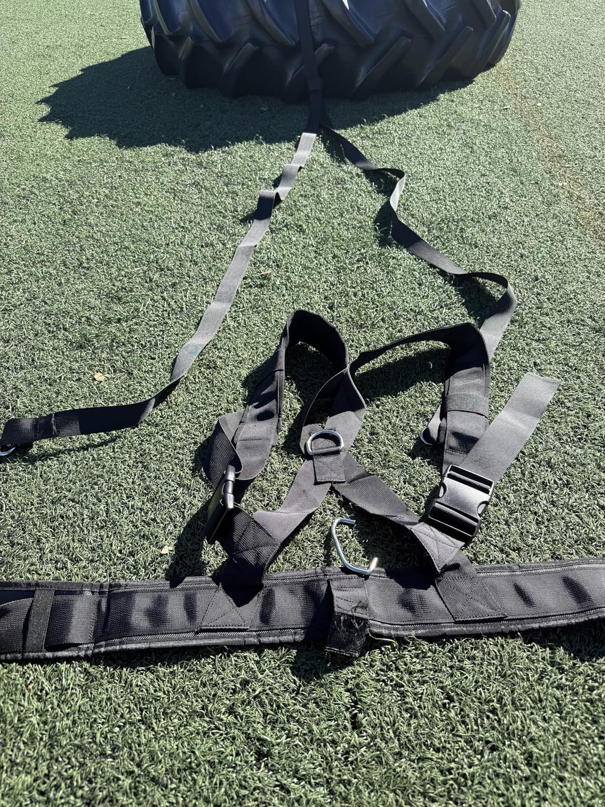 Sled Pulling Harness, Tire Pulling Harness with Pull Strap for Resistance Training, Adjustable Padded Shoulder Strap customer photo 1