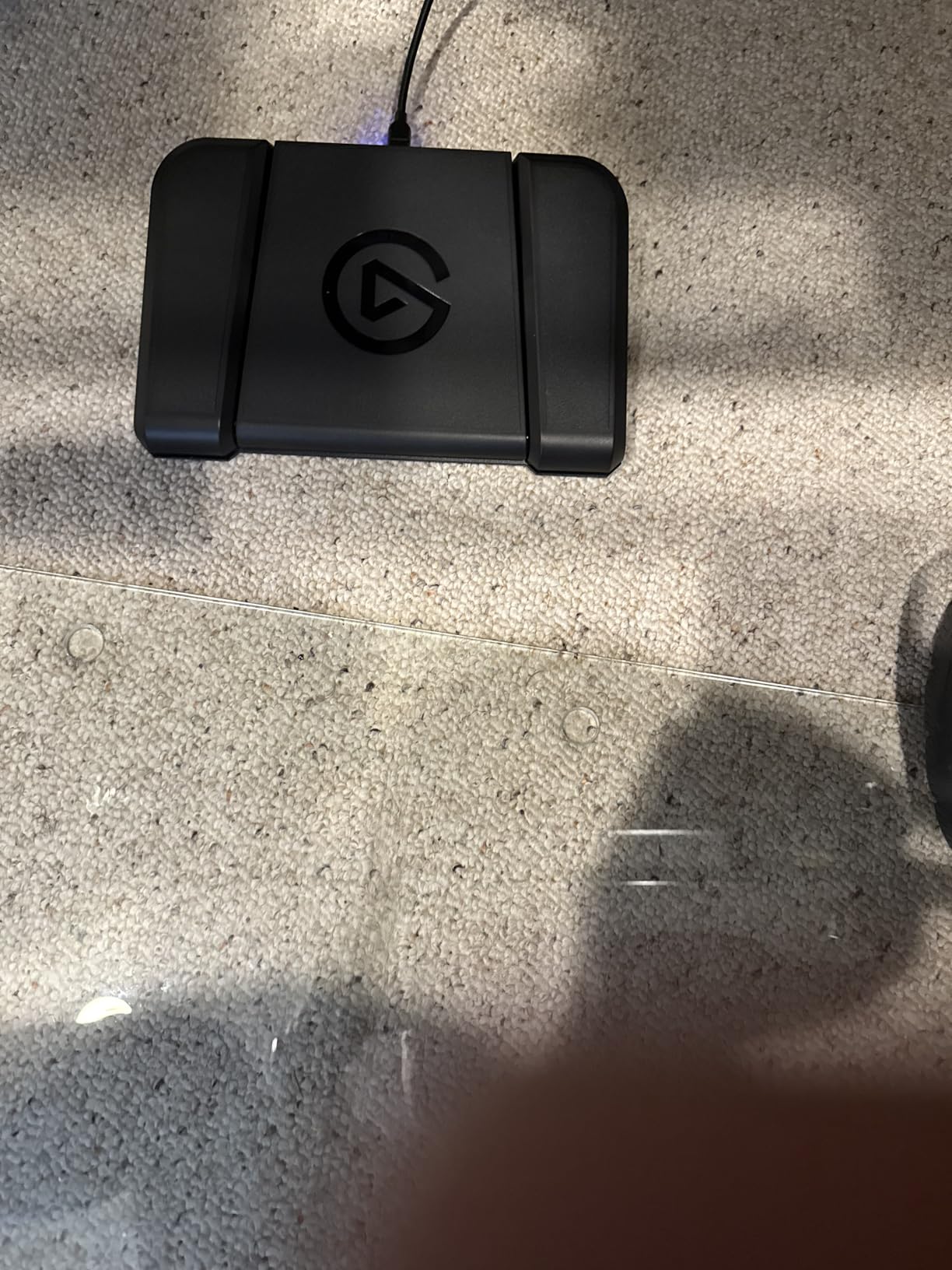 Elgato Stream Deck Pedal, 3 Hands-Free Macro Footswitches customer photo 1