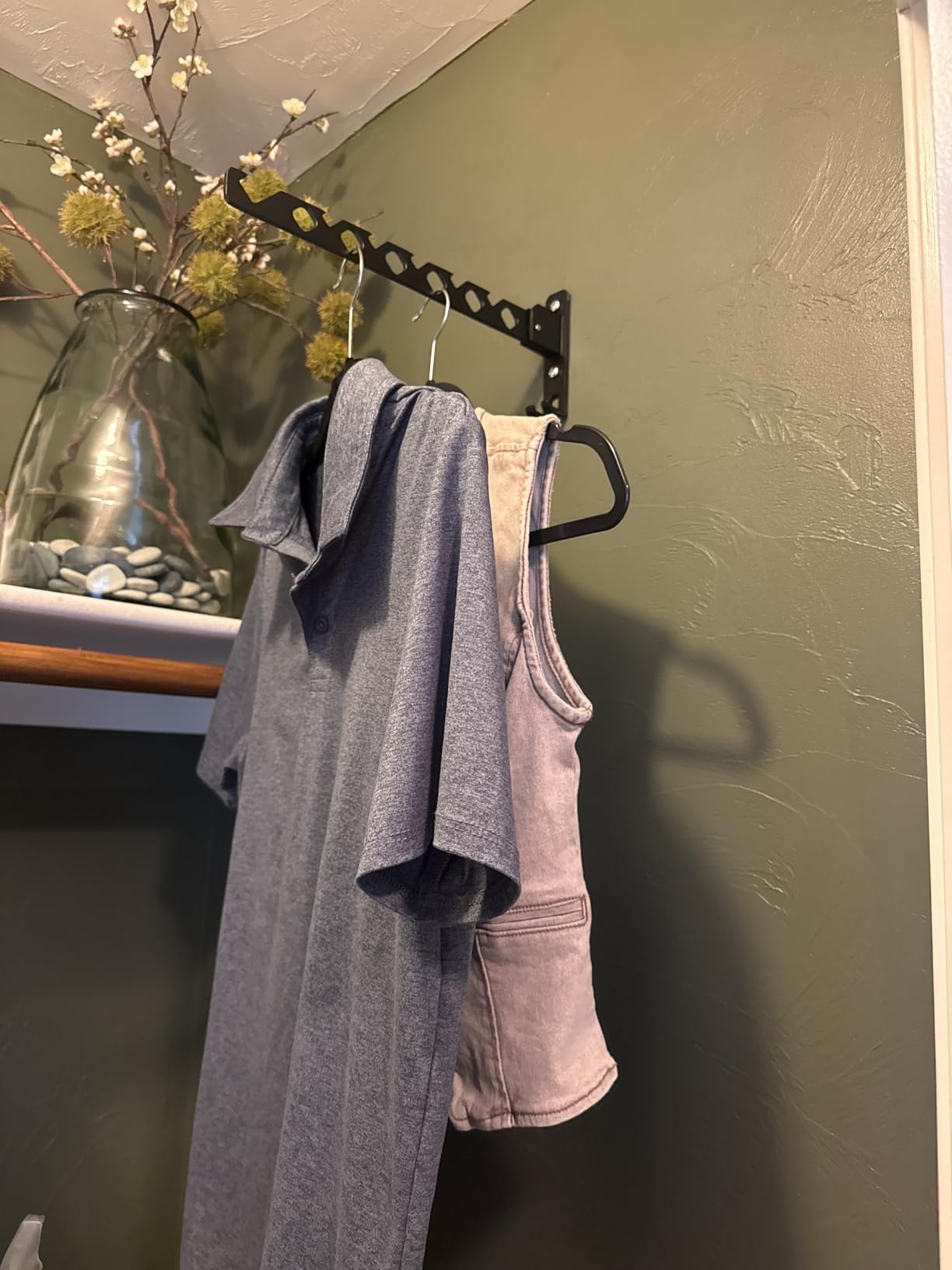 Wall Mounted Clothes Drying Rack, Wall Clothes Hanger Foldable, Laundry Hanger Hook for Bathroom, Wall Clothes Rack Indoor, Perfect for Small Spaces, Matte Black customer photo 1