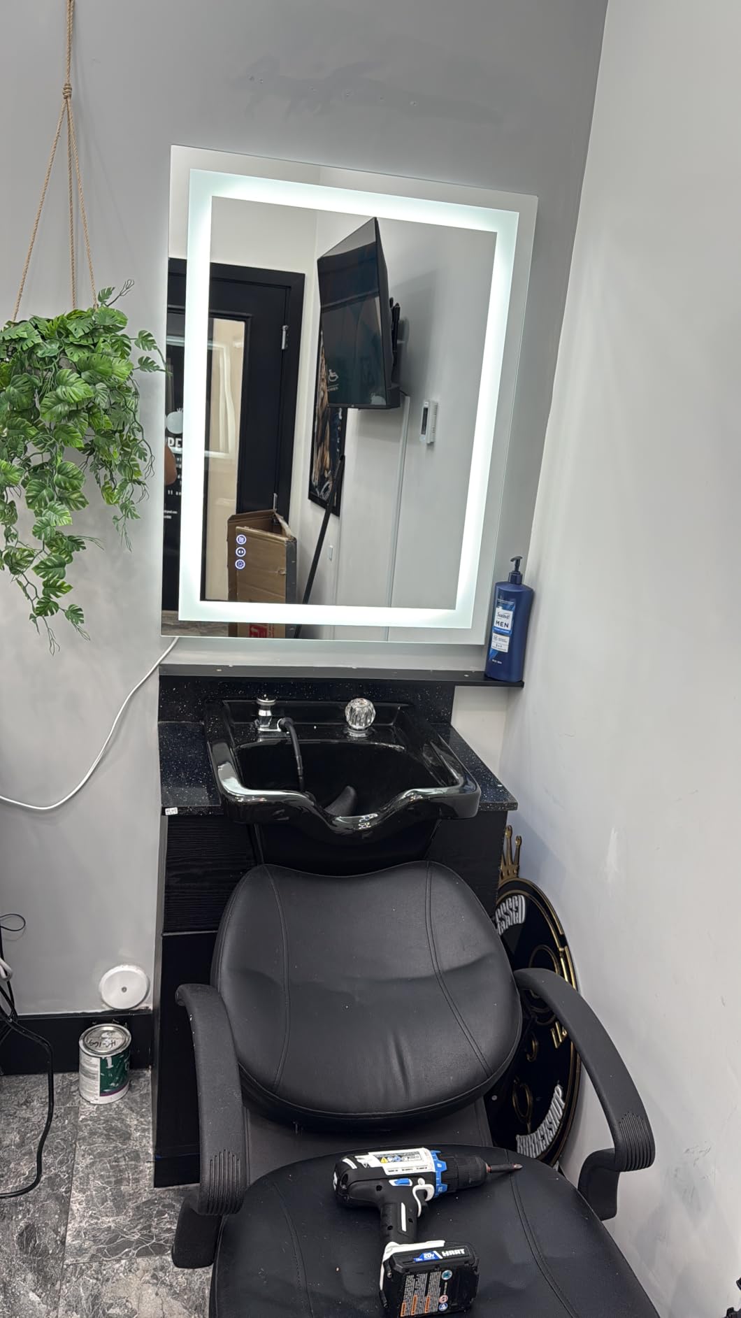 ISKM 24x32 LED Mirror for Bathroom, Front and Back Lit, Anti-Fog, Dimmable customer photo 1