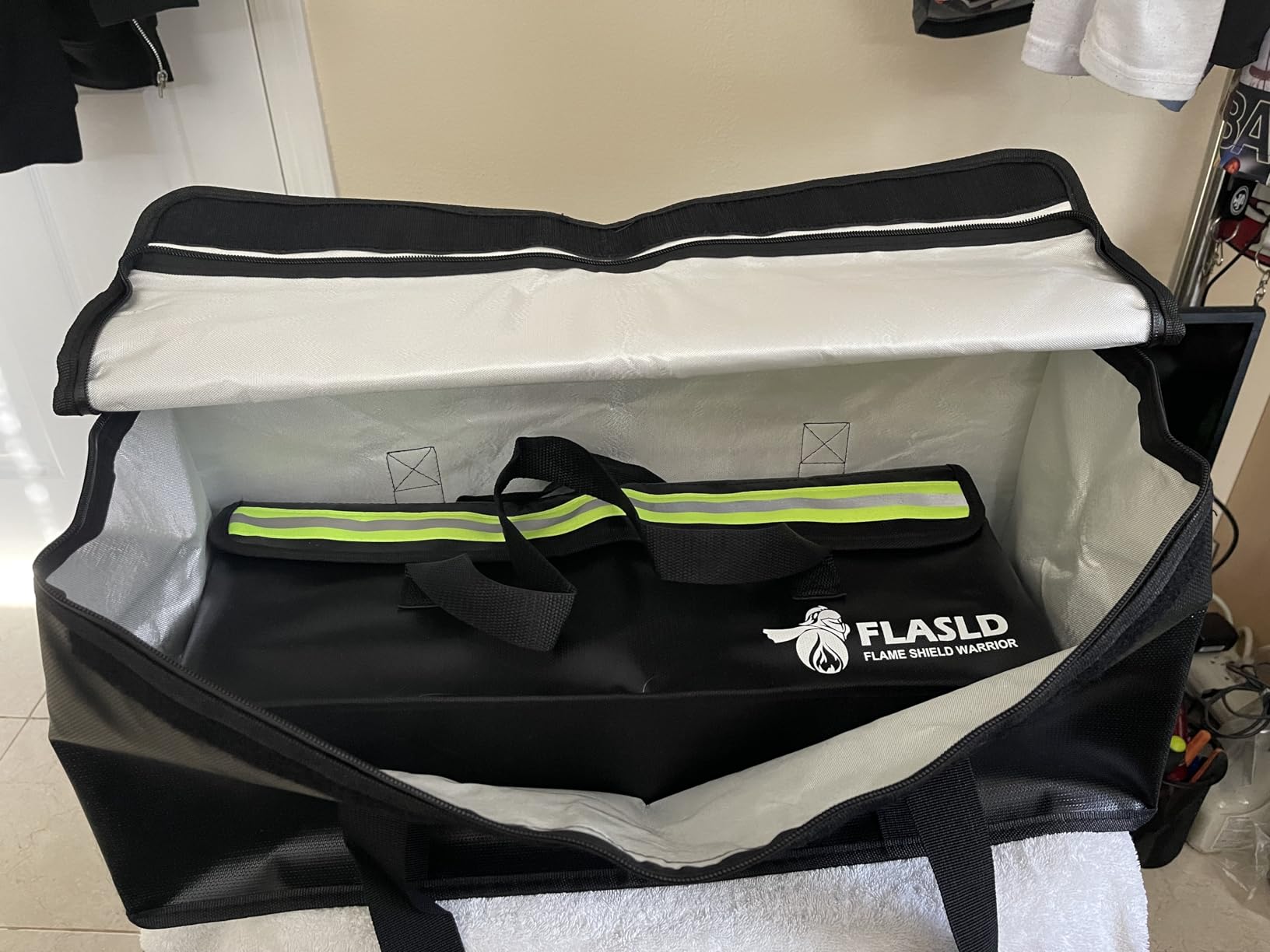 FLASLD Large Fireproof Lipo Bag for 100Ah Lithium Battery Storage and Charging, 14 x 7.8 x 9.5in Waterproof Box for Documents and Valuables customer photo 1