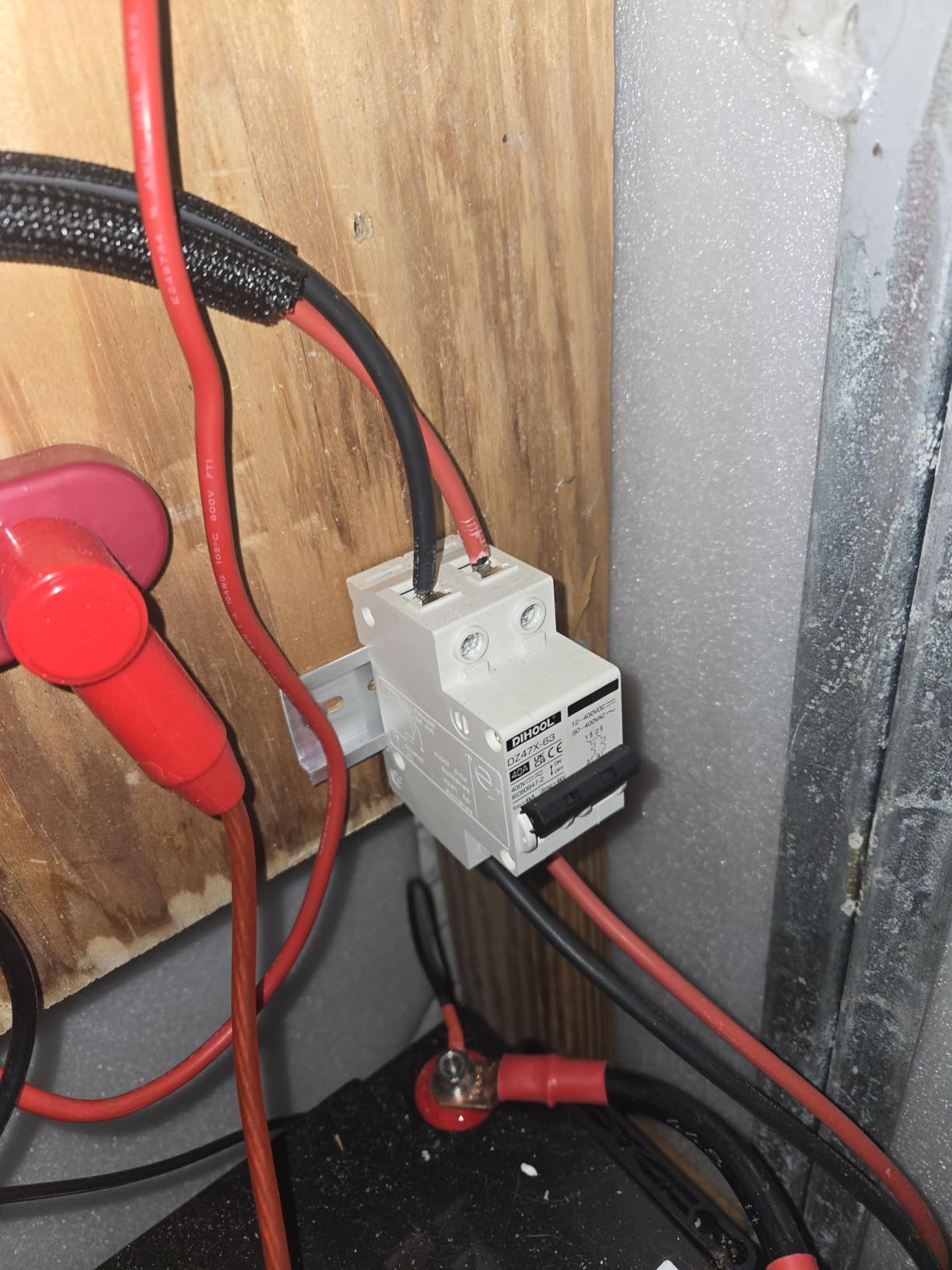 DIHOOL Solar Disconnect Switch, 30 Amp 2 Pole, DIN Rail Mount, Non Polarized, 12V 24V 48V 400V, AC/DC Circuit Breaker, RV Battery Isolator, PV Array MCB, Thermal Magnetic Trip customer photo 2