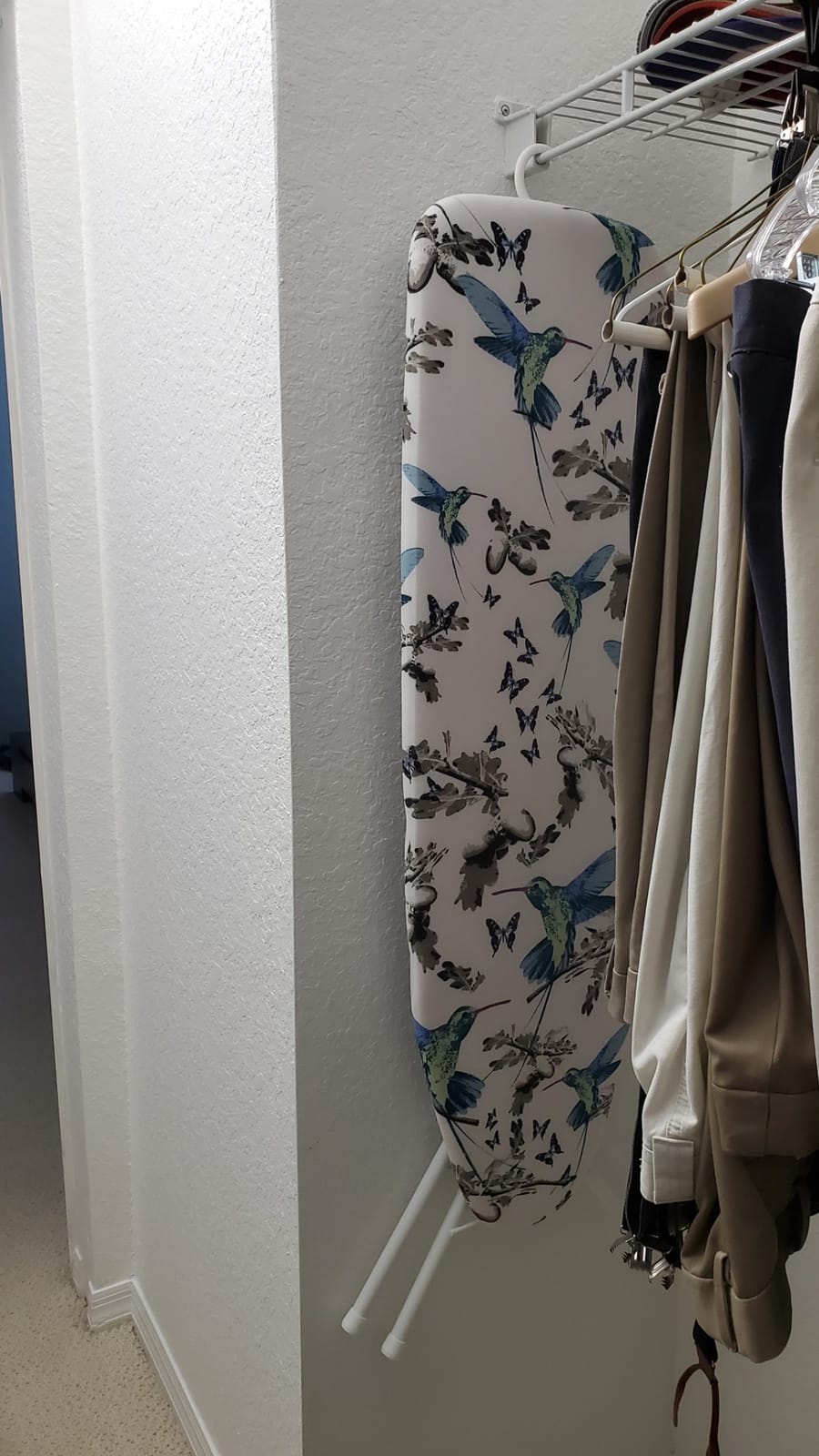 Bartnelli Pulse Ironing Board | Made in Europe | Patent Space Saving Smart Hanger Iron Board for Easy Storage | Lightweight, 4 Layer Cover, 4 Legs, for Dorm, Laundry Room, or Small Spaces(43x13-35) customer photo 2