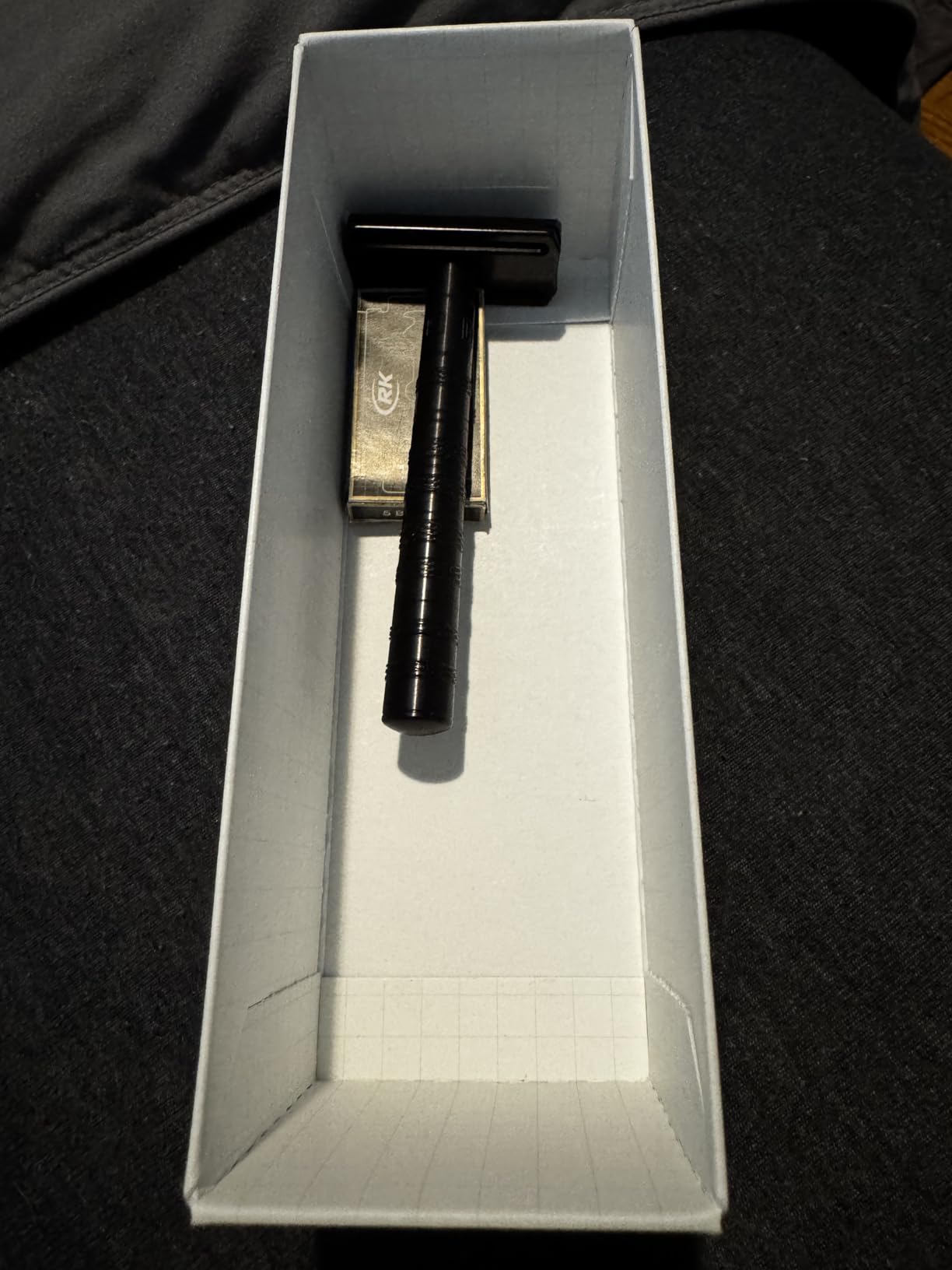 Henson Shaving Razor - Aluminum Double Edge Safety Razor with 5 Spare Blades - 30° Angled Precision With Superior Blade Rigidity- Reusable Single Blade Razors For Men and Women - Mild Aggression customer photo 2