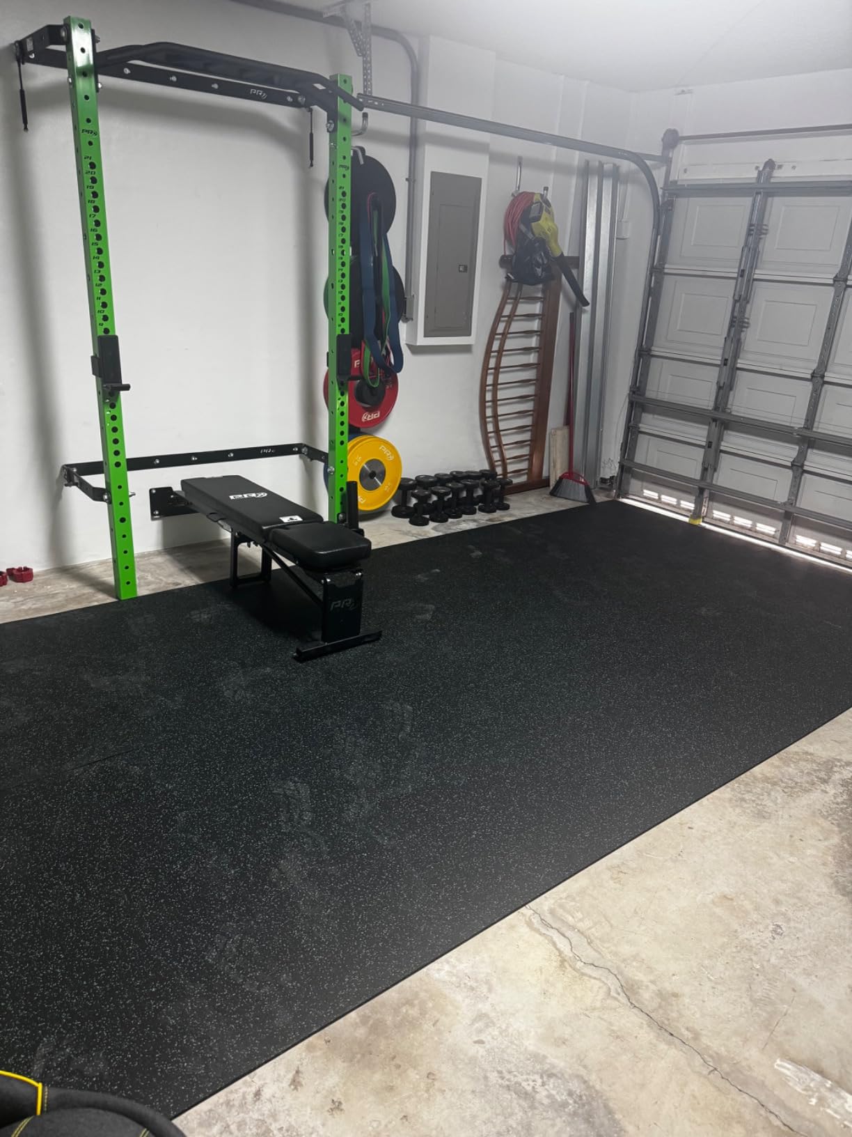 American Floor Mats 3/8in (9mm) Thick Solid Black 4' x 5' Heavy Duty Rubber Rolls, Protective Exercise Mats, Home Gym Rubber Flooring customer photo 2
