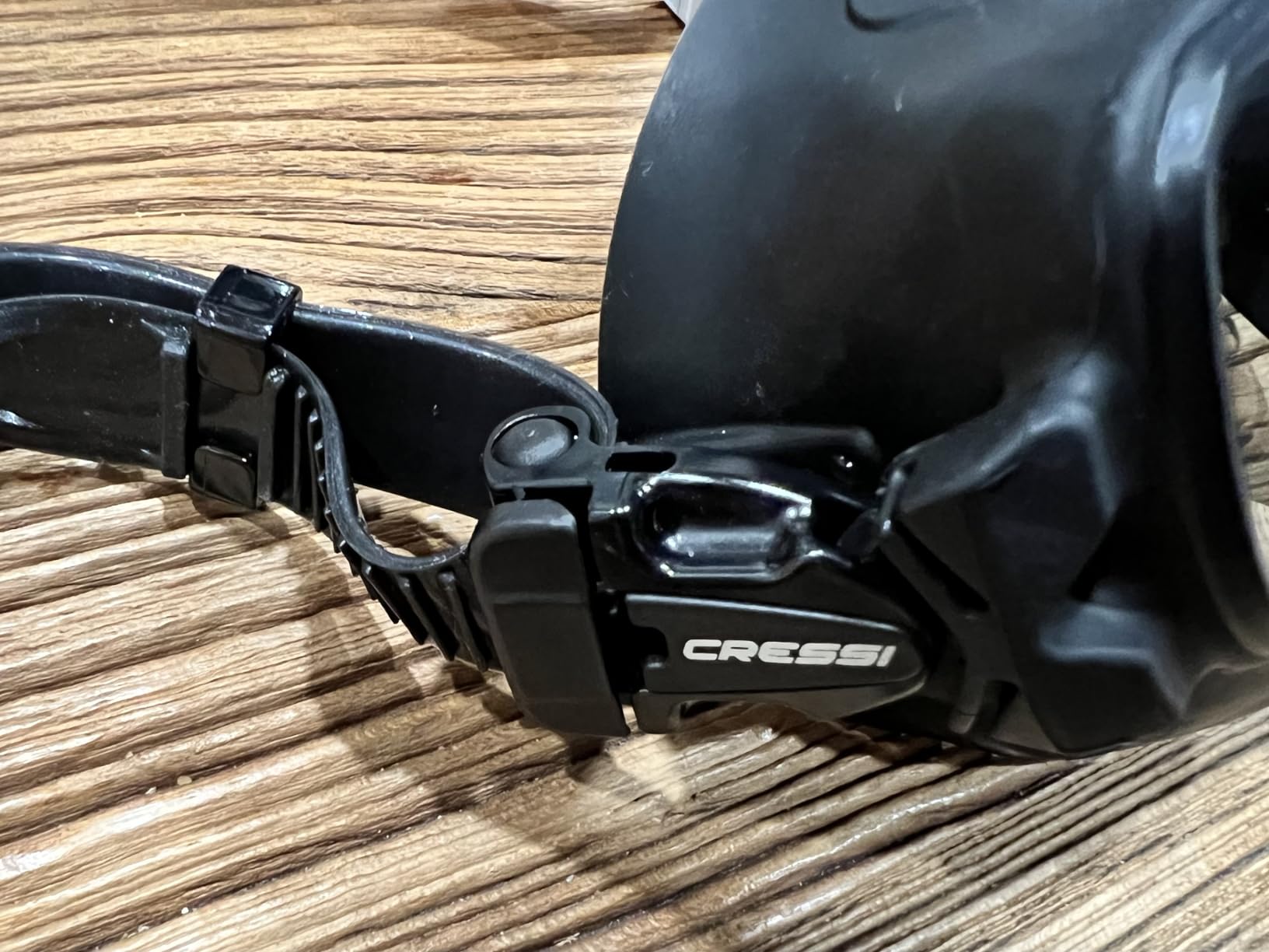Cressi Frameless Freediving Mask with Reduced Internal Volume and Ergonomic Nose Shape - Atom: Made in Italy customer photo 1