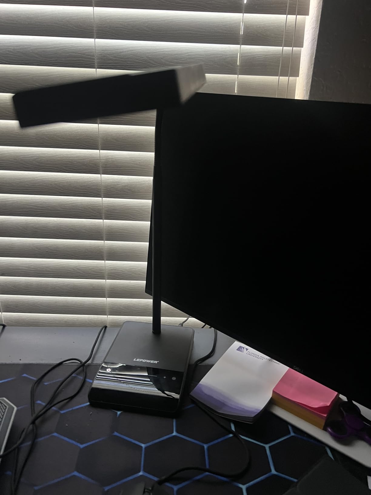 LEPOWER Desk Lamp, 800LM LED for Home Office, True Eye-Caring for Reading customer photo 1