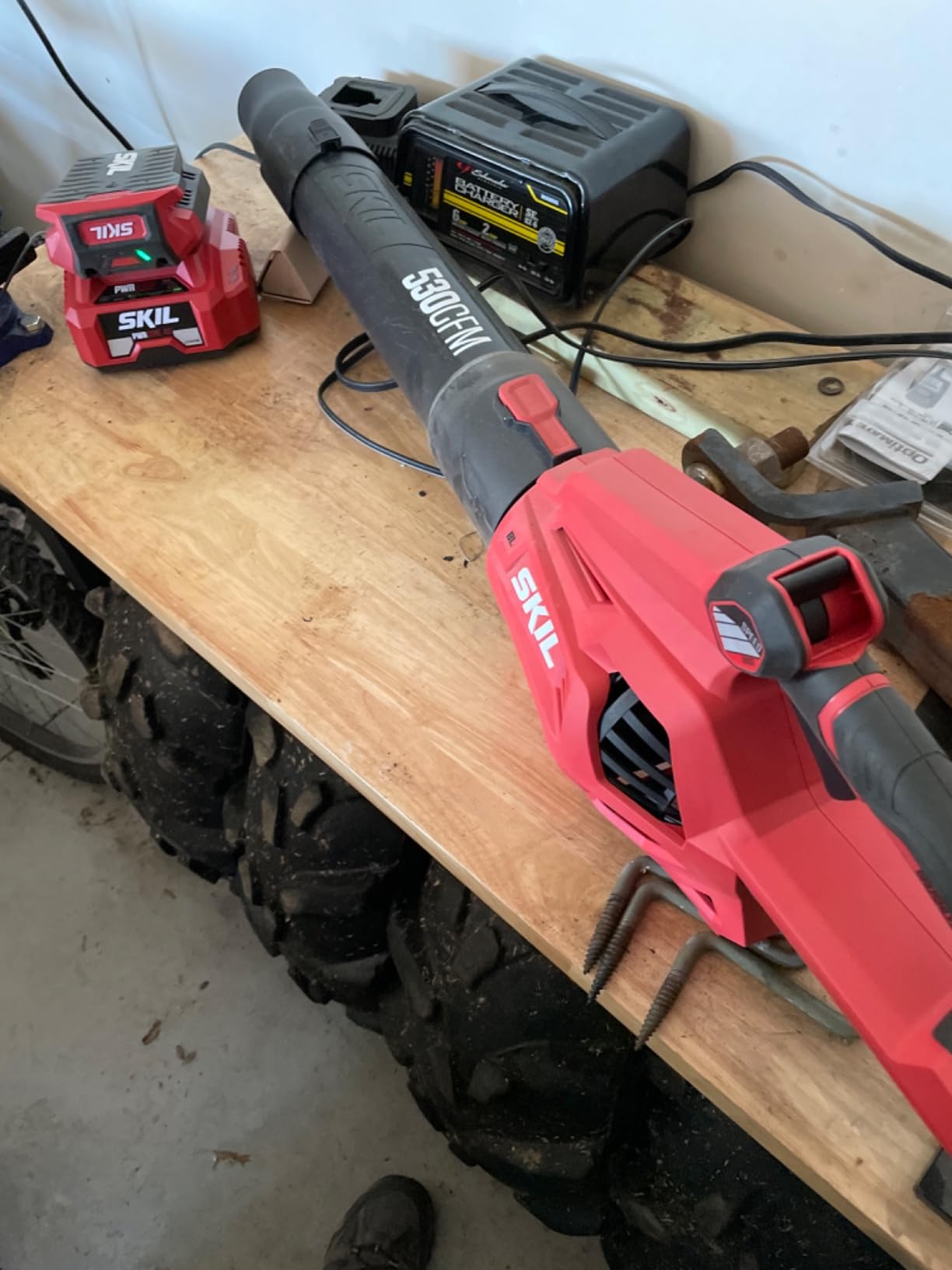 SKIL PWR CORE 40 Brushless 40V 530 CFM Cordless Leaf Blower Kit, Variable Speed with Power Boost, Includes 2.5Ah Battery and Auto PWR Jump Charger- BL4713C-11 customer photo 2