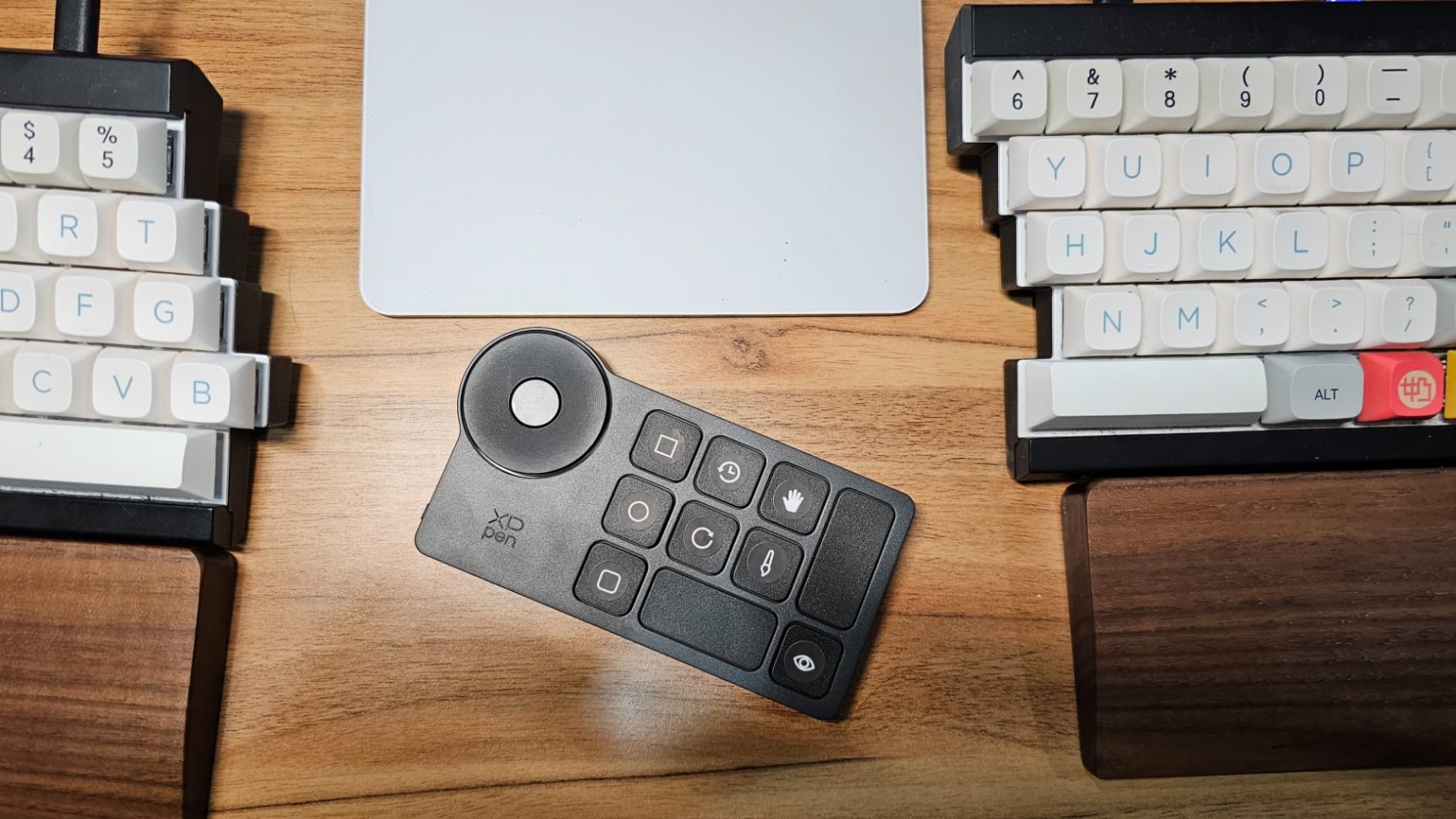 XPPen Mini Keydial ACK05 Wireless Shortcut Keyboard Bluetooth Programmable Express Remote Control with Dial & Customized Express Keys for Drawing Tablet PC MacBook Windows Images Video Editing customer photo 2