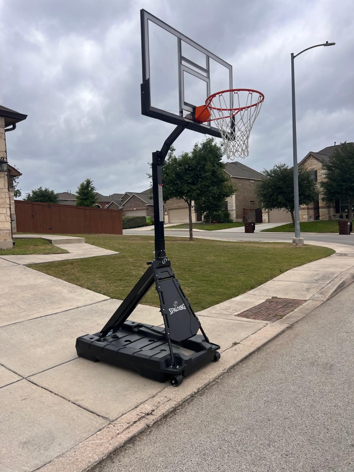 Spalding Momentous EZ Assembly Portable Adjustable Outdoor Basketball Hoop – Assembles in 30 Minutes or Less customer photo 2