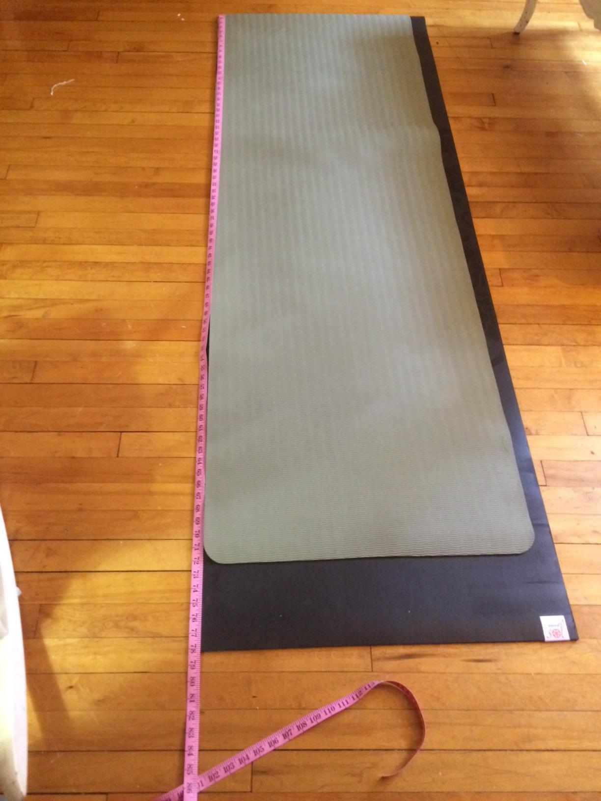 Gaiam Dry-Grip Yoga Mat, Non-Slip, Hot Yoga customer photo 1