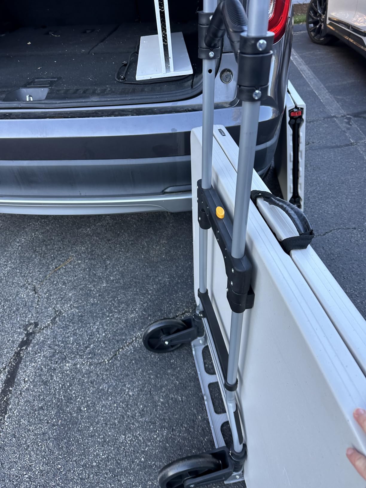330 LB Capacity Folding Hand Truck Dolly Cart, Portable Aluminum Dolly Cart with Telescoping Handle and Rubber Wheels for Moving,Shopping,Travel,Office Use. customer photo 1